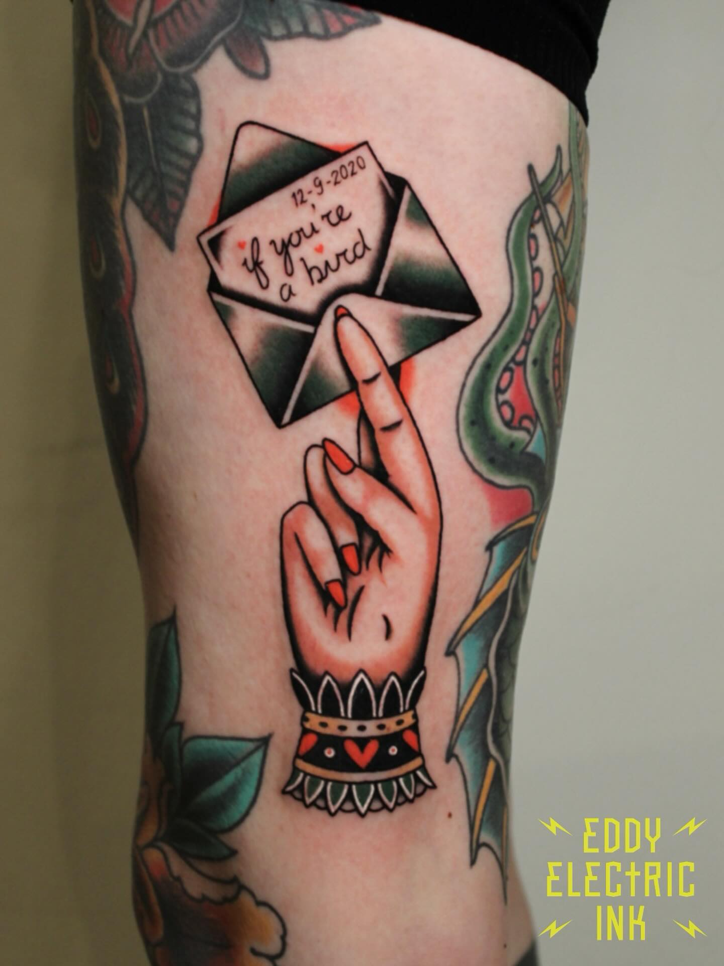 What better way to celebrate your wedding anniversary than getting a tattoo! Thanks @loee for letting me add this meaningful tattoo to your ever growing collection!
🏷️: #traditionaltattoo #traditionalart #traditional #traditionaltattoos #tradworkers #tradwork #tradworkerssubmission #tradtattoos #tradtattoo #oldlines #oldschool #oldschooltattoos #oldschooltattoo #lineworkerssubmission #boldwillhold #oldworker #traditionalflash #oldworkers#oldworkerstattoo #boldwillhold #tattooflash #flashtattoo #flashtattoos