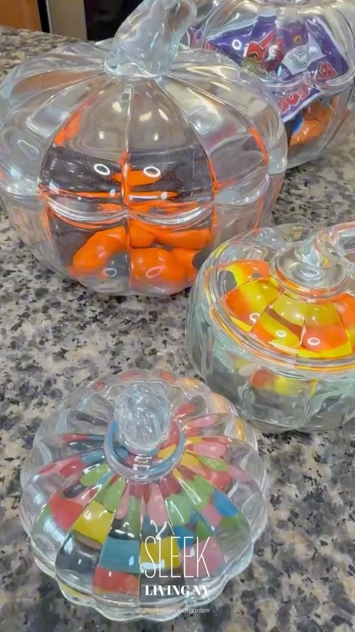 Trick or Treat! ππ»
This Halloween night, Sleek Living has the perfect way to make your treats look even more delicious and spooktacular π
With our halloween candy jars, your candy display will steal the showππ―οΈ
Get ready for a frightfully fabulous Halloween πΈοΈπ€
π DM us if you want to get these jars or learn more! π
-
#halloween #trickortreat #amazonfinds