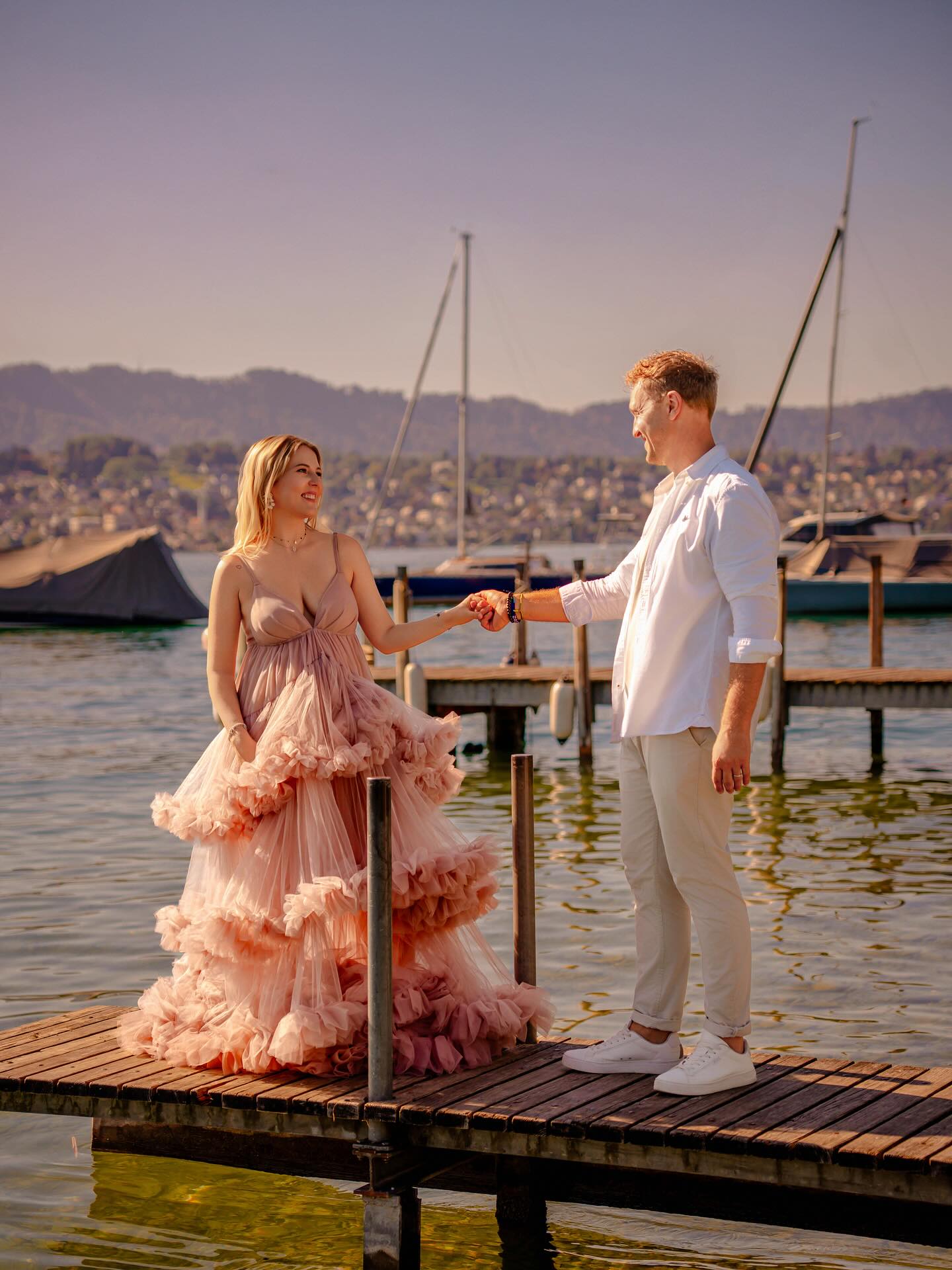 Family moments pass by so quickly — but through photos, they become memories we can feel again and again. Feeling so blessed to document them for you. 🧡.
.
.
.
.
Newborn, Family & Maternity Photographer in Zürich area | Ksenia Photography
.
.
Neugeborenen-, Familien- & Schwangerschaftsfotografin im Raum Zürich | Ksenia Photography
.
.
.
.
. #maternityphotography #motherhood #zurich_switzerland❤️ #newlife #pregnant #pregnancy #schwanger #schwangerschaft #mutter #baby #babybellyshooting #babybauch #momlife #outdoor #momtogs_mamas #momtobe #swissmom #boho #magnolia #babymom #schwangerschaftsshooting #baby2025 #secondtrimester #cute_pregnancy #maternityfashion #maternityshoot #babybauchfotos