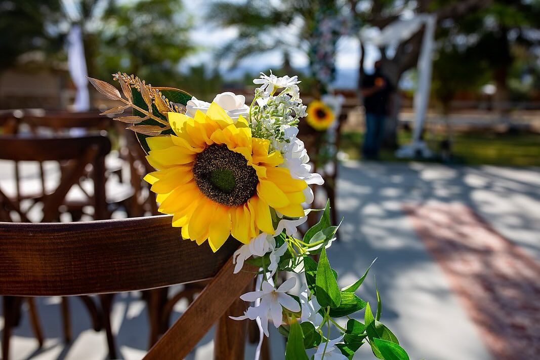 Bright days and beautiful gatherings start here 🌼 #ranchonuestro