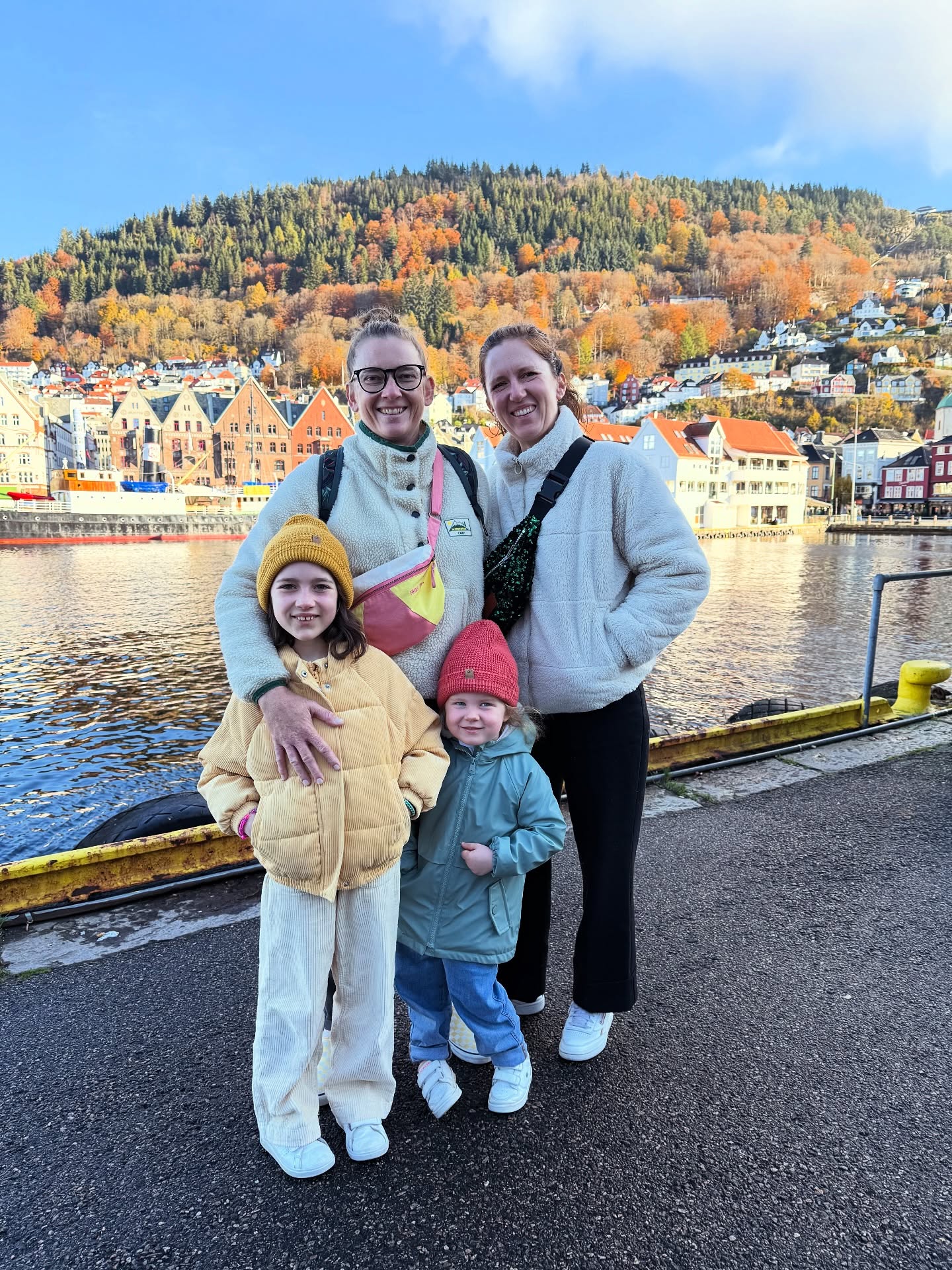 On a froid mais le sourire ne nous quitte pas. 🇳🇴❤️🥶
#norvege #voyage #norway #bergen #flam
