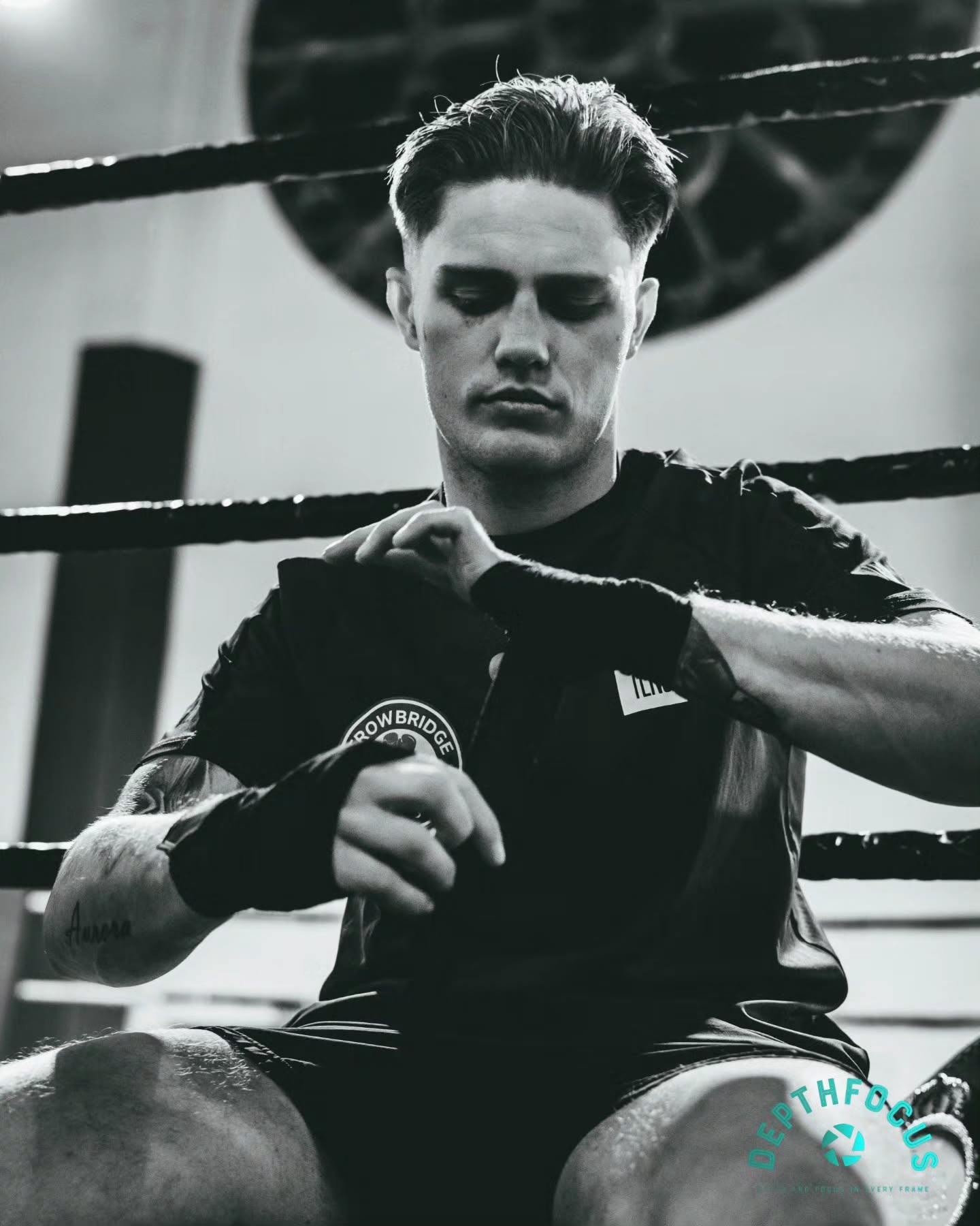 When the dust settles, the real grind begins
Every morning brings a new shot at greatness
Let's put in the work 📸X🥊
The journey to redemption starts now