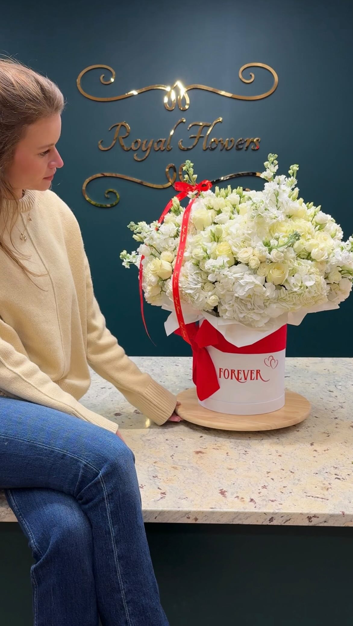 Celebrating love that blooms forever πΈπ
Our exclusive Anniversary Flower Box β handcrafted with white roses, hydrangeas, and love in every petal π€
Because every βforeverβ deserves to be royal. π
#royalflowersnj #AnniversaryFlowers #LuxuryFlorals #ForeverLove #medfordlakes #medfordlakesnj #marltonnj #voorheesnj #cherryhill #moorestown