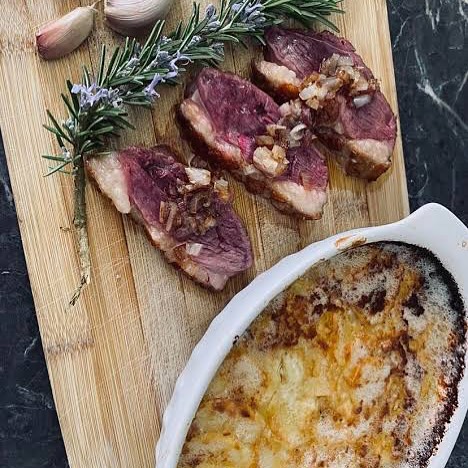 Aujourd’hui au café commerce:
Gratin dauphinois et magret de canard
Commande et réservation au 0955816141
Quantité limitée
Photo non contractuelle