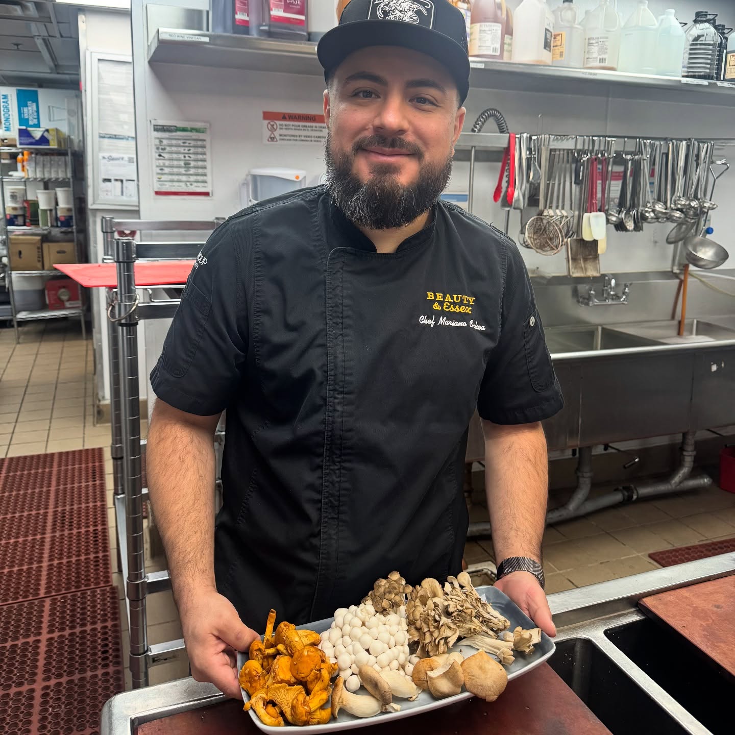 With Mariano Ochoa @marian08a #fresh delivery# @beautyandessexlv #truffle vendor#execchef#lasvegas#