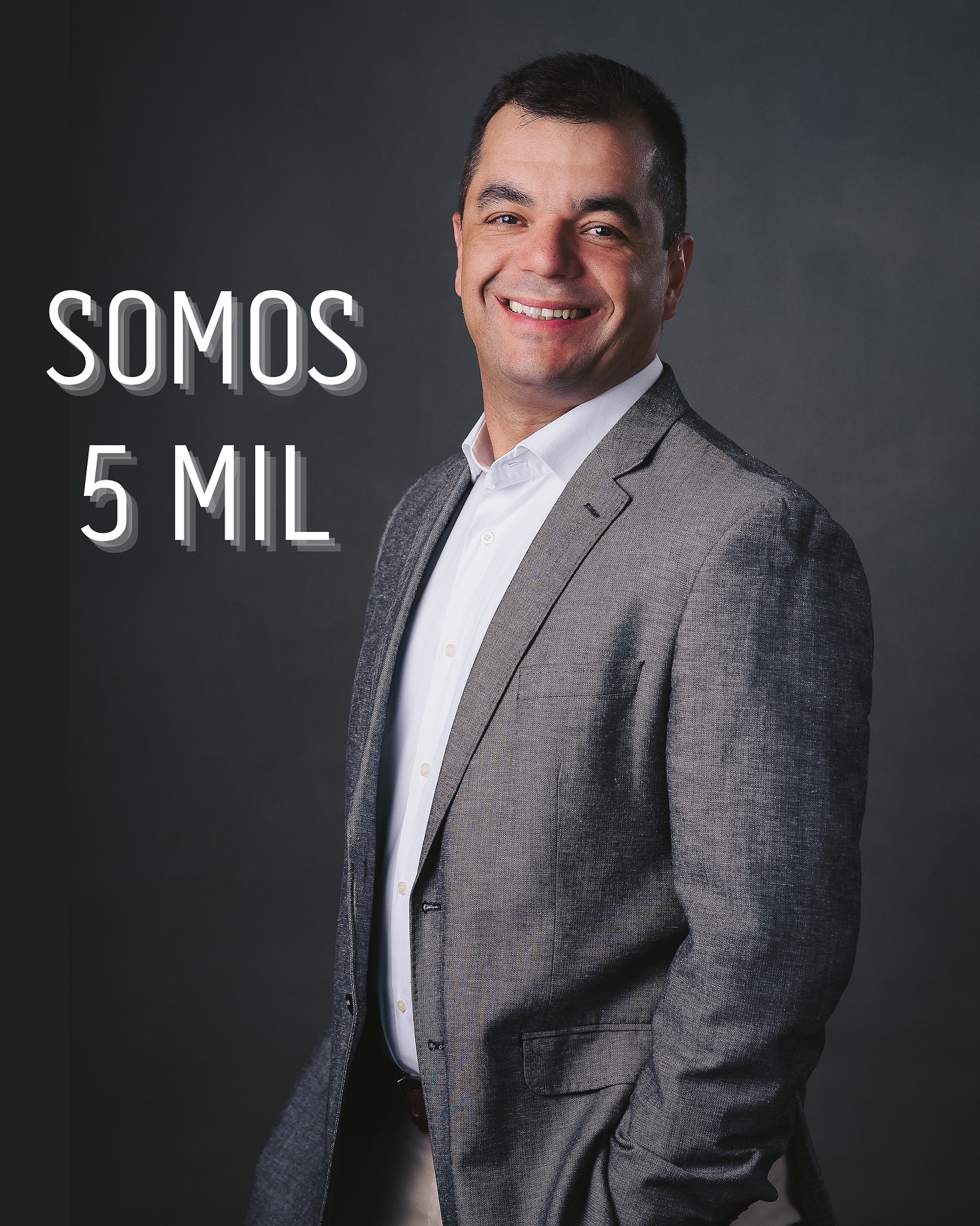 🚨BREAKING NEWS
Chegamos a 5 mil seguidores — e todos legítimos.
Aqui nunca compramos números. Construímos relações reais, com quem acredita na medicina feita com presença, escuta e propósito.
Agradeço a cada um que participa — nas mensagens, nas repostagens, nos comentários e, principalmente, no consultório, onde tudo faz sentido.
Seguimos juntos, cuidando com ciência, empatia e verdade.
Gosta do nosso conteúdo? Curta, Salve e Compartilhe com aqueles que você sabe que irão gostar também! 😘
#CirurgiaVascular #MedicinaComPropósito #Niterói #SaúdeVascular