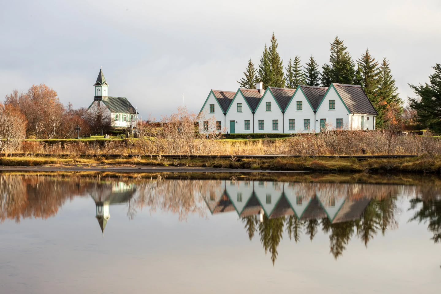 Þ I N G V E L L I R
I had the most amazing wander around Þingvellir. It was the perfect autumn day, the sun was soft, the colours vibrant, and the wind was non-existent 🇮🇸
.
.
.
#travel #travelblogger #travelphotography #travelgram #photography #adventure #nature #landscape #instagood #instamood #instadaily #love #earthoutdoors #beautifuldestinations #discoverearth #wanderlust #picoftheday #canon #canonphotography #nofilter #iceland #islandia #island #north #europe #tbt #nofilter