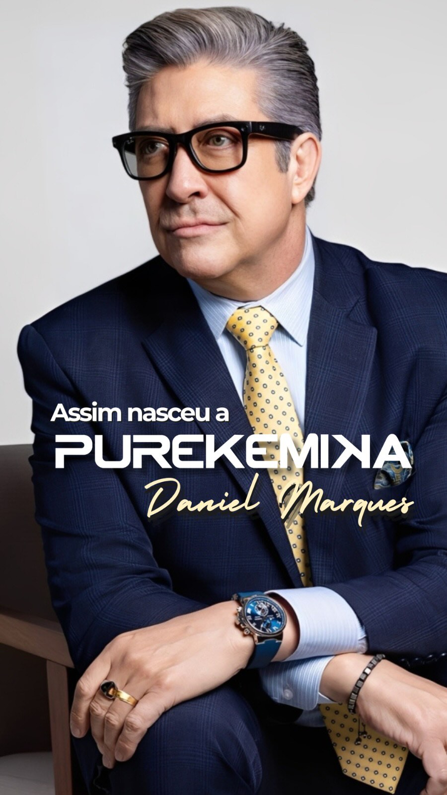 “A PureKemika nasceu para ser diferente.”
Em 2014, em Coral Springs – Flórida, surgiu uma ideia que mudaria o padrão da cosmética científica.
Em 2020, no auge da pandemia, essa visão cruzou fronteiras e chegou ao Brasil.
Hoje, a PureKemika é referência em ativos de alta performance, unindo ciência, pureza e propósito — e essa é a história contada pelo nosso CEO, Daniel Marques.
🎙️ Assista e entenda como nasce uma marca feita de ciência e visão de futuro.
#PureKemika #PodcastZora #HistóriaPureKemika #DanielMarques #CiênciaAplicada #InovaçãoCosmética #AtivosDeAltaPerformance #PurezaComPropósito #EmpreendedorismoCientífico