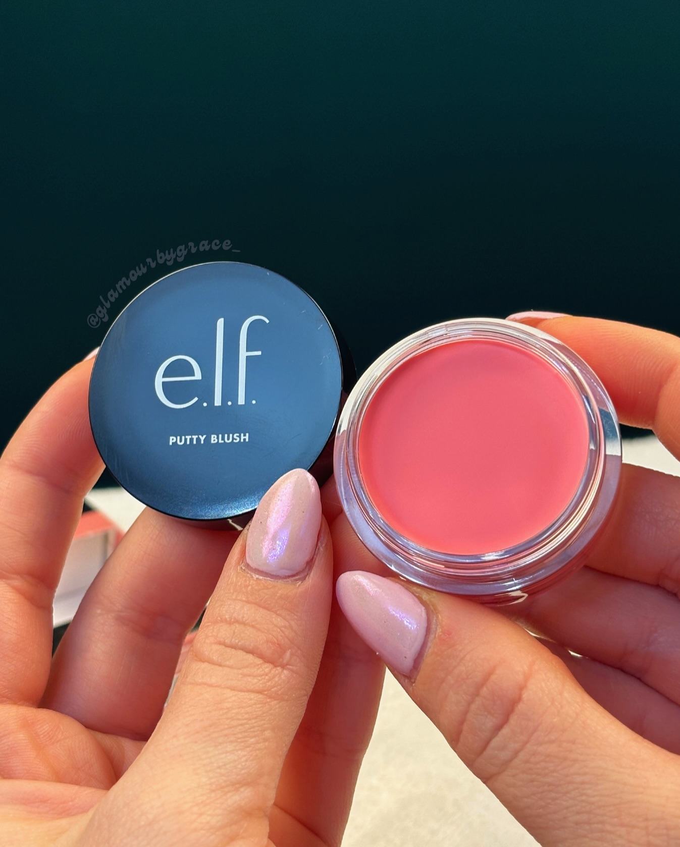 Product feature 🩷✨ @elfcosmetics Putty Blush in Bora Bora 🌊 has been my favourite pop of pink on my cheeks!! The brighter the better 😍 have you tried this?💫
#elfcosmetics #pink #pinkblush #blushlover