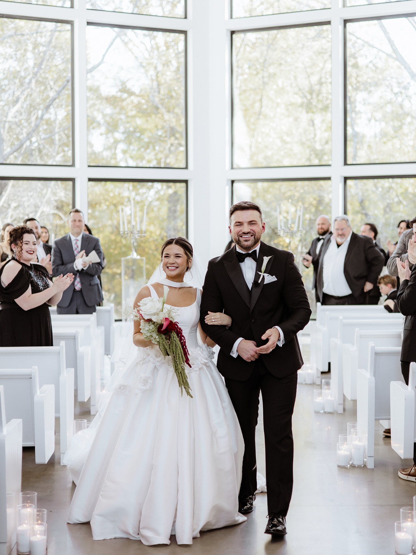 Monica & Zac’s ceremony began with My Way by Frank Sinatra playing, completed by the grand finale sounding through the chapel as Monica came through the doors. The most beautiful entrance, and now a core memory for me🥹❣️
Coordinator: @coordinatedbylauren
Venue: @osagehouse
Photographer: @andreapruittphotography
Videographer: @weaverfilms
Content Creator: @btvcontent
Photo Booth + Audio Guest Book Booth: @boothhausnwa
DJ: @megadjcompany
Live Music: @cellobyaustin
Caterer: @kzolislittleoven
Event Staffing: bohogeeks
Cake: @shelbylynnscake
Bartender: @fig_and_foundry
Coffee: @flourishcoffee_
Florist: @bloomfloralandgifts
Hair: @catherineschmidthair
Makeup/Spray Tan: @adriannduncan
Live Reception Painting: @abigailfowlerweddings
Wedding Dog Coordinator: @fureverafternwa
Audio Guest Book Phone: @theotherlineco
Getaway Car: @nwa.roadsters
Dance Floor + Disco Balls: @dancenhance
Furniture + Tableware: @alchemy_event_rentals
Linens + Other Rentals: @kindred.provisions
Candles + Signage: @accentsbyovation
Officiant: Jalissa Bryant
Nails: @hueganails
Accommodations: @mottobentonville @aloftrogersbentonville
Welcome Party: @skylight.bentonville
Save The Dates/Invites/Website: @zola
Wedding Dress/Veil: @tesoribridal
Second Look Dress: @jennyyoonyc
Dress Alterations: @velvet.alterations
Tux: @theblacktux
Bride’s Ring: @taylorcustomrings
Groom’s Ring: @evmjewelers
#arkansasphotographer #newyorkweddingphotographer #elopmentphotographer #midwestphotographer #destinationweddingphotographer #californiaweddingphotographer #arkansasweddingphotographer #nycfamilyphotographer #nycphotographer Arkansas Photographer, NYC Photographer, Traveling Wedding Photographer, New York Photographer,