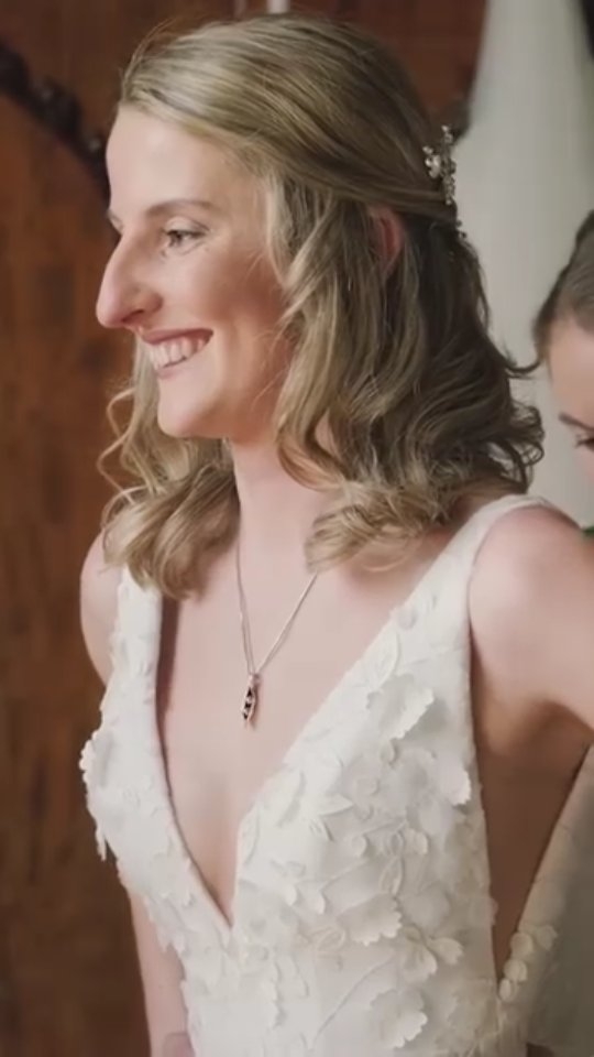 We always love hearing about how our couples first met 🥰
With the beautiful backdrop at Longbourn Estate Barn, it couldn’t be a more perfect place for Chris to tell the story of how he met Catherine 💕
#WeddingSpeeches #LongbournBarn #LongbournBarnWedding #LonbournEstateBarn #LongbournEstateBarnWedding #HavenWeddings #UnscriptedLove #RealWeddings #WeddingPhotographer #WeddingVideographer #WeddingFilm #Bride2025 #Bride2026 #CardiffWeddingPhotographer #BristolWeddingPhotographer #BathWeddingPhotographer #CardiffWeddingVideographer #BristolWeddingVideographer #BathWeddingVideographer #SouthWalesWedding #CardiffWedding #BristolWedding #BarnWedding #CotswoldsWedding #MeetYourPhotographer #MeetYourVideographer #DocumentaryWeddingPhotography #HappilyEverAfter