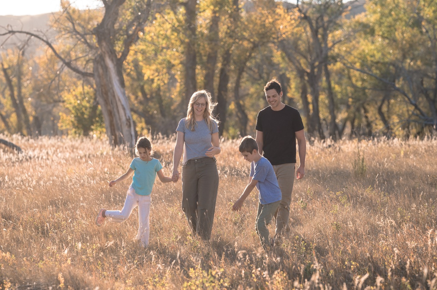 ✨ Freeze those precious family moments in timeless frames. Explore how heartfelt photography celebrates the love and connections that define us.
🌟 Check out our latest post to uncover why these memories matter and how you can keep them alive forever.