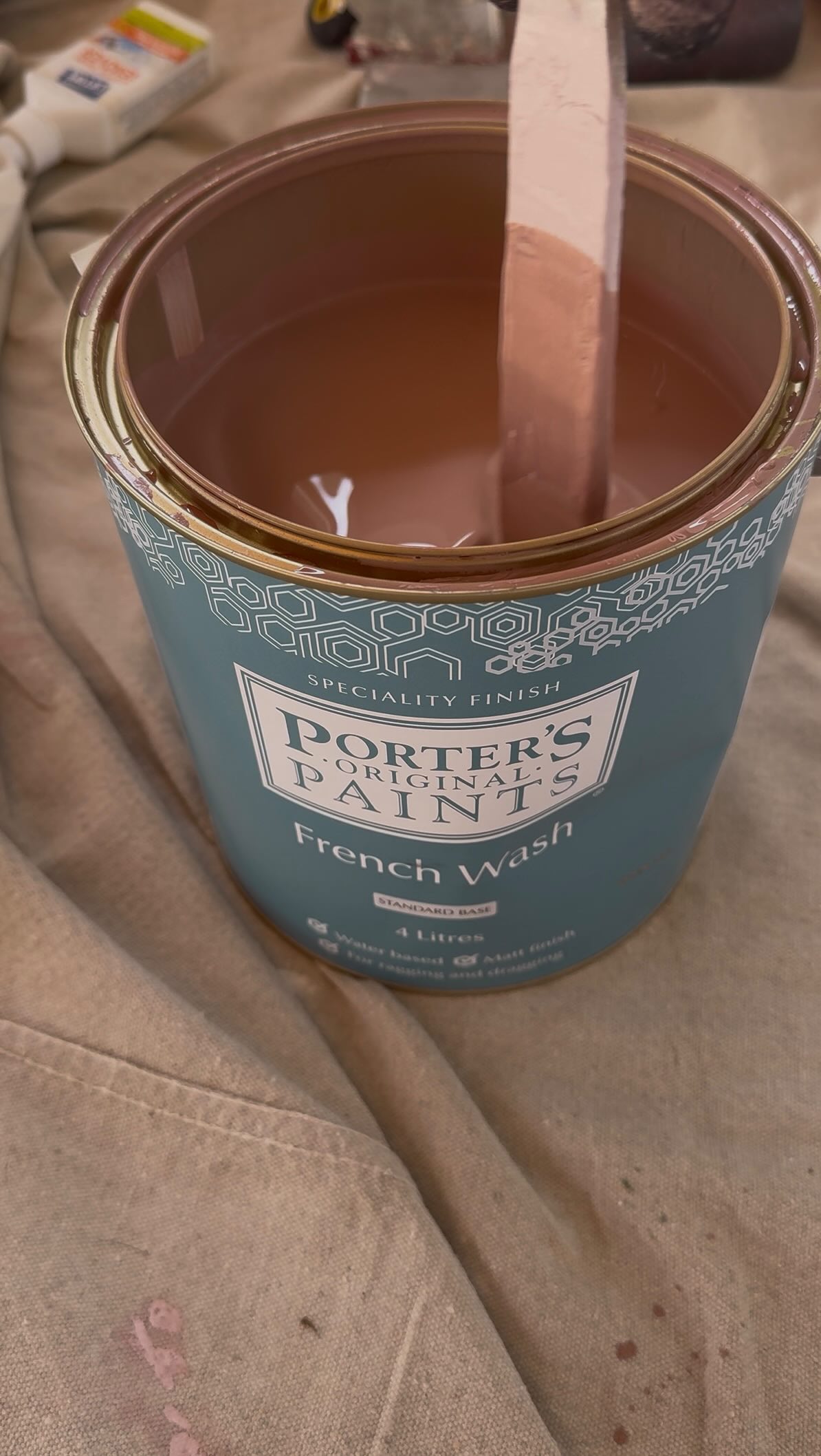 🎨 This isn’t just paint, it’s art.
Sleek Coatings brings Porter’s French Wash to life with depth, tone & movement that transforms walls into design features.
📞 Perth’s trusted decorative painter.
DM us for a free quote today.
#FrenchWash #SleekCoatings #PerthPainter #LuxuryWalls #TexturedFinish #FeatureWall #HomeTransformation #PortersPaints #InteriorDesignPerth #DecorativePainting #customfinishes #beforeandafter #fyp #frenchwash #featurewall #luxurywalls #texturedwalls #decorativepainting