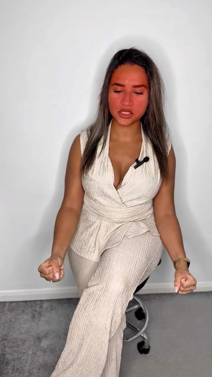 POV: You’re a overstimulated perfectionist with ADHD trying to film content for your business and your brain says “nah, not today.” 😂🎥
I take pride in my professionalism… but I’m only human too. Running a business solo has its highs and lows, and let’s just say filming day brings out both. From tongue twisters to full-blown swearing matches with my camera, this is the real BTS that no one shows 🤪
If you’ve ever tried to film a “simple” 30-second video that took 3 hours and 57 bloopers… this one’s for you 💀
🎯 Moral of the story: progress over perfection, every time.
👇 Tell me I’m not the only one losing my mind trying to film content 😂
#ADHDStruggles #ContentCreatorLife #BeautyBoss #BTS #Bristol #lashextensions #OmbreBrows #LashTech #LBSensei #fyp