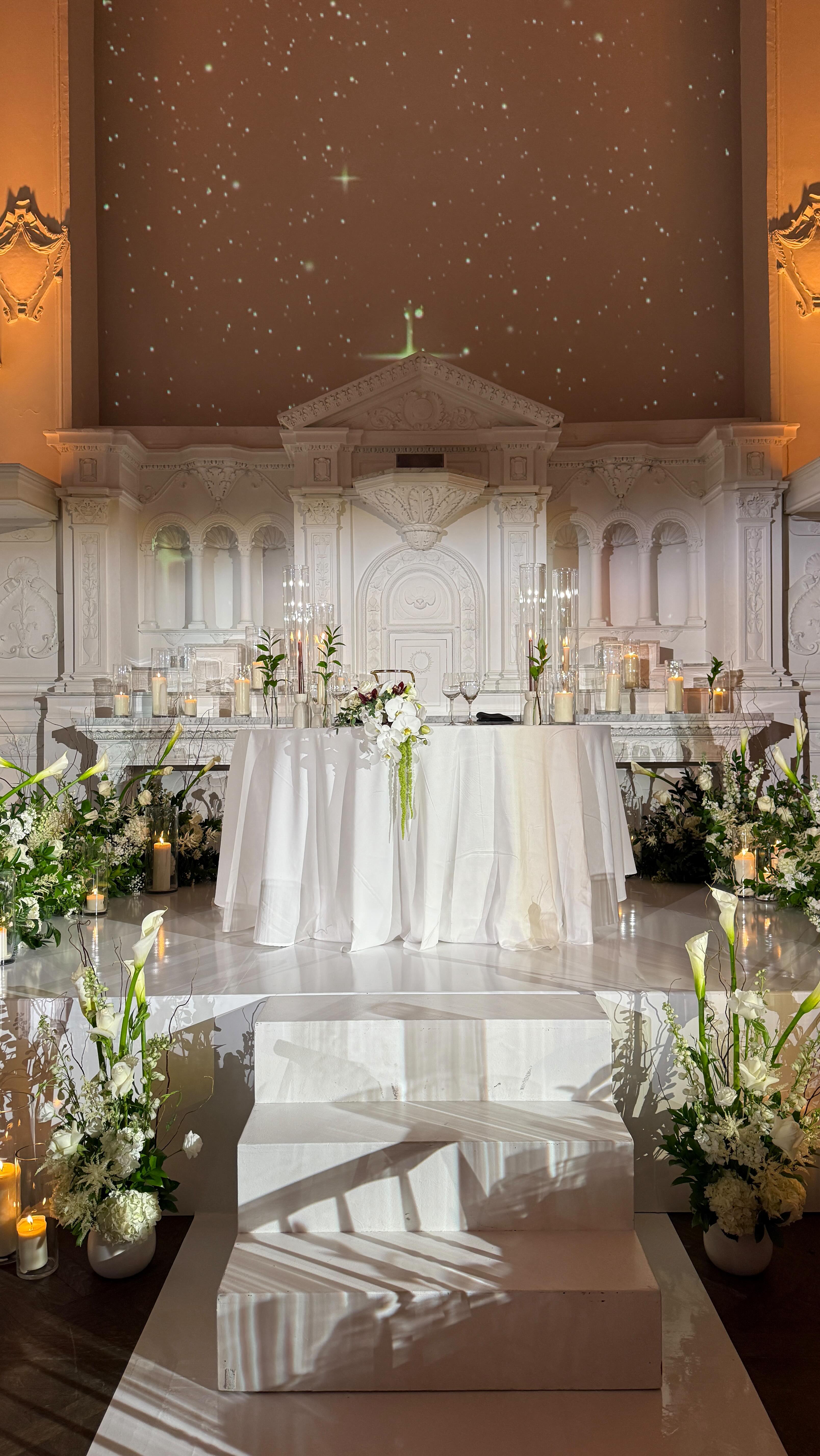 Vous vous souvenez du flip de salle d’il y a quelques semaines…Voici la magie en action ✨
Du vide à l’élégance – bienvenue dans les coulisses d’une métamorphose Signé AR.
Venue @maison.principale
Créatrice de contenu @eventsigneame
#weddingquebec #weddingplanner #mariage #mariagequebec #fyp