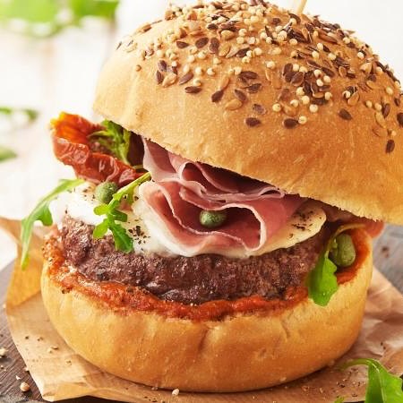 Ce midi au café commerce, burger frites maison !
Pour les petits et les grands !
Réservation au 0955816141
Sur place ou à emporter