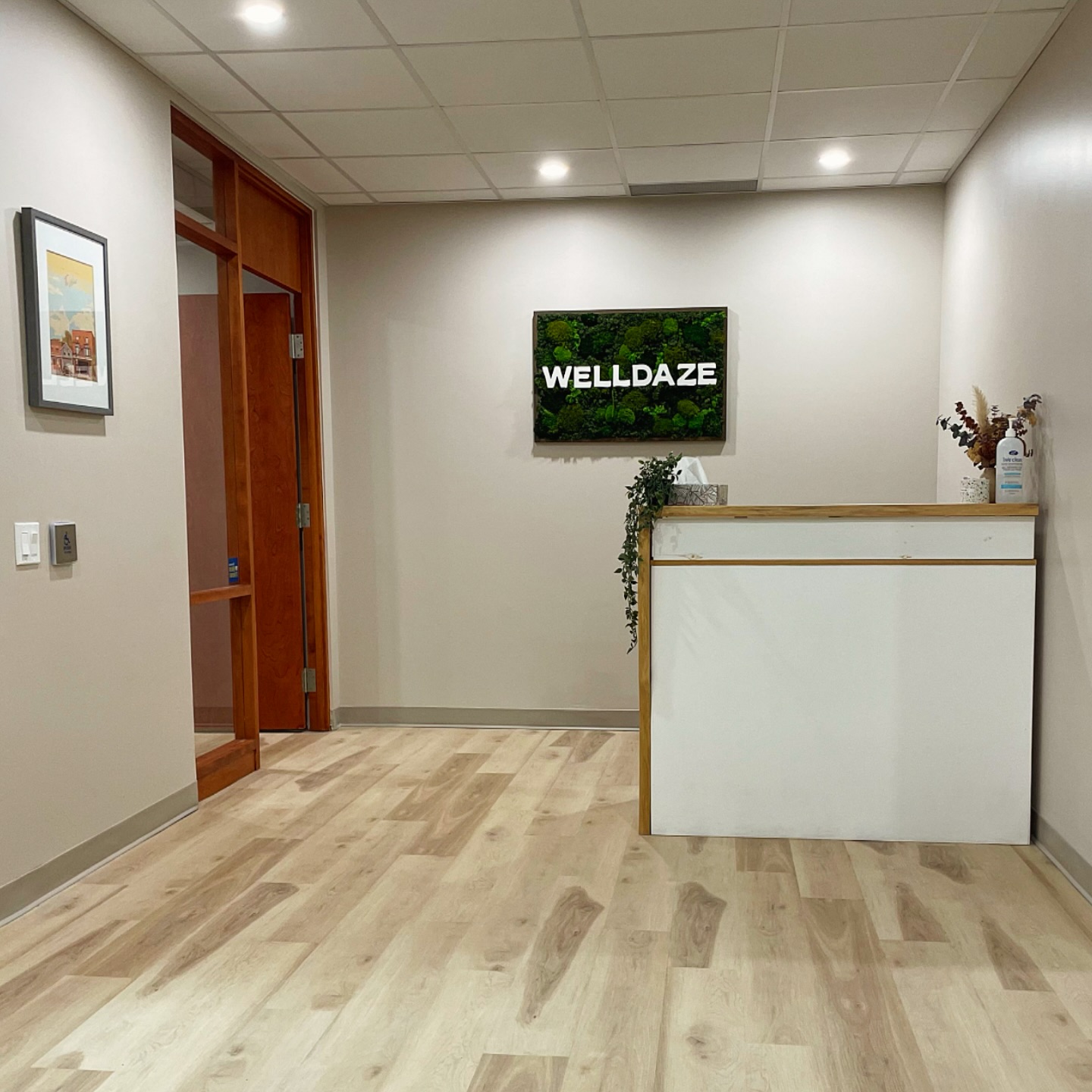 Happy Friday ✨
A moment of reflection on how far this has come- from concept to reality this project has been a dream come true for me. I feel so much gratitude for this space and how it will shape and serve our community.
Looking forward to seeing it blossom 🌸
#guelph#kw#wellness#elevated#community#collaorations#welldazevibes#massagetherpy#guelphbusiness#fergus#elora#cambridge#rmt#holisticnutrition#ecostudio#biophilicdesign