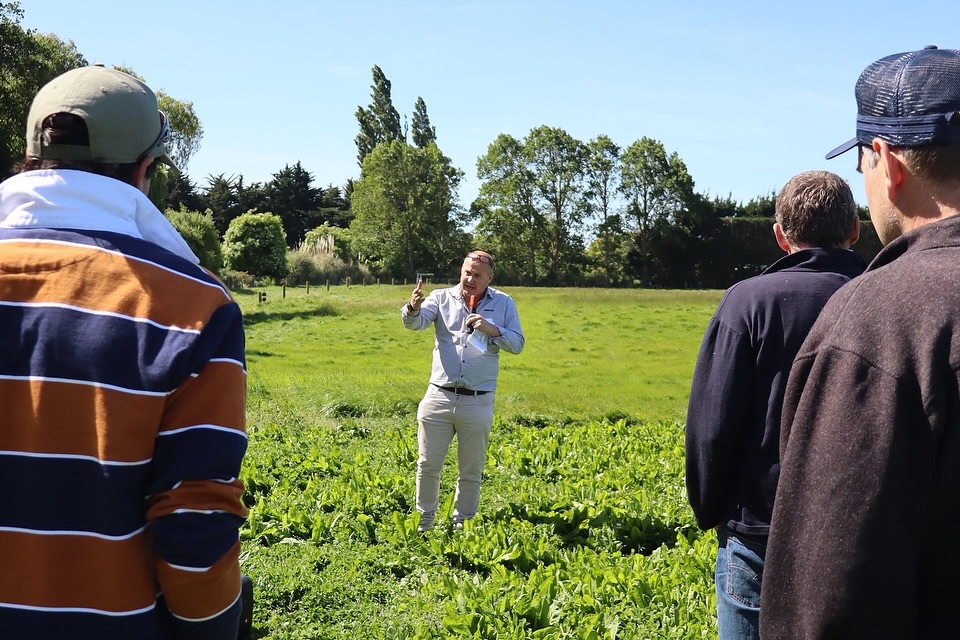 Two more Headwaters Supplier Field Day’s ticked off - Wednesday at PGG Wrightson Kimiha block in Lincoln and yesterday at Caberfeidh Station!
The team at Agricom hosted us at Lincoln, where we took a look at some ewes trialling different feeds - exciting work!
A great couple of days catching up with the teams on farm and the reps that support us through each season. See you next week Southland Suppliers 🙌🏼