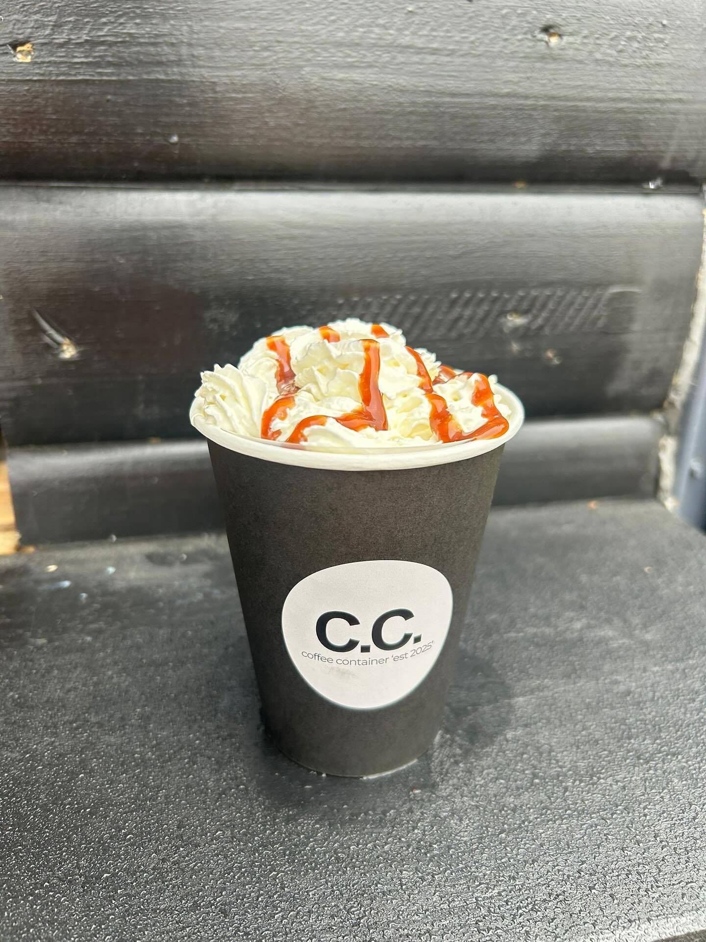 Midweek pick-me-up, anyone? ☕️
Our Butterscotch Latte is the perfect blend of creamy caramel and smooth coffee.
Come give it a try before we drop some big weekend surprises! 🎄