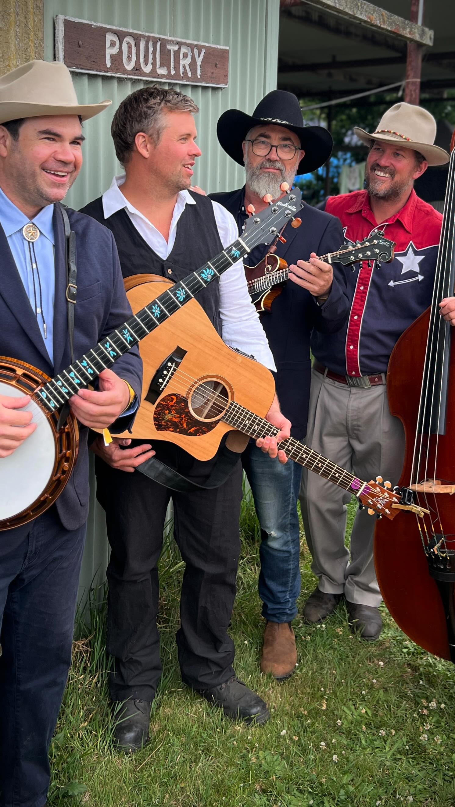 Thanks for an amazing weekend @dorrigofolkbluegrassfest
@scottcooksongs
@hootenannyhighway
@thegoodbehaviours