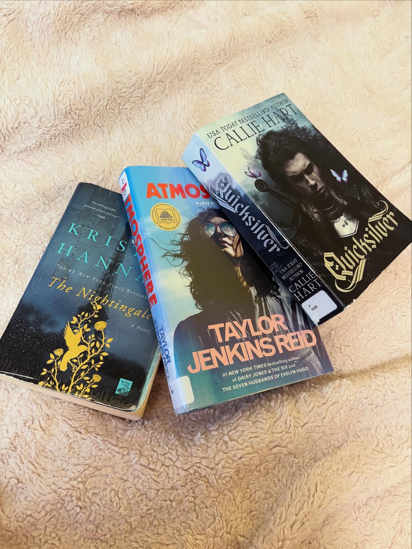 recent reads and a current read ✨💛
Atmosphere: 4 ⭐️
The Nightingale: 4.5 ⭐️
#books #bookreview #bookstagram #bookrecs