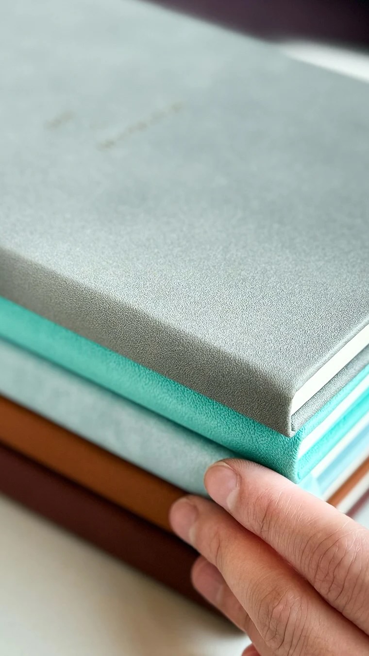 A premium journal designed for stillness and the thoughts that matter. Experience elevated textures and mix-material covers. Our limited-edition collection is perfect for gifting or making it part of your daily ritual.
Available in select colours, with personalisation upon request.
DM or visit our shop at DIFC. | +971 4 362 0566
#TheCardCo #LuxuryStationery #DailyJournal #SelfReflection #NotebookLovers #GiftingIdeas #DubaiStationery #LimitedEditionDesign #StationeryInBloom #DubaiDesign #SummerVibes #LuxuryInvitations #Dubai #DIFC #CardCoLuxury #Stationery #2025WeddingTrends #2025Brides #WeddingInspiration #UAE #Weddings #LuxuryWeddingInvitations #BespokeStationery #CustomWeddingInvites #GreetingCards #DesignCraft #CraftedFineStationery #CardCoLuxury #WeddingInspiration