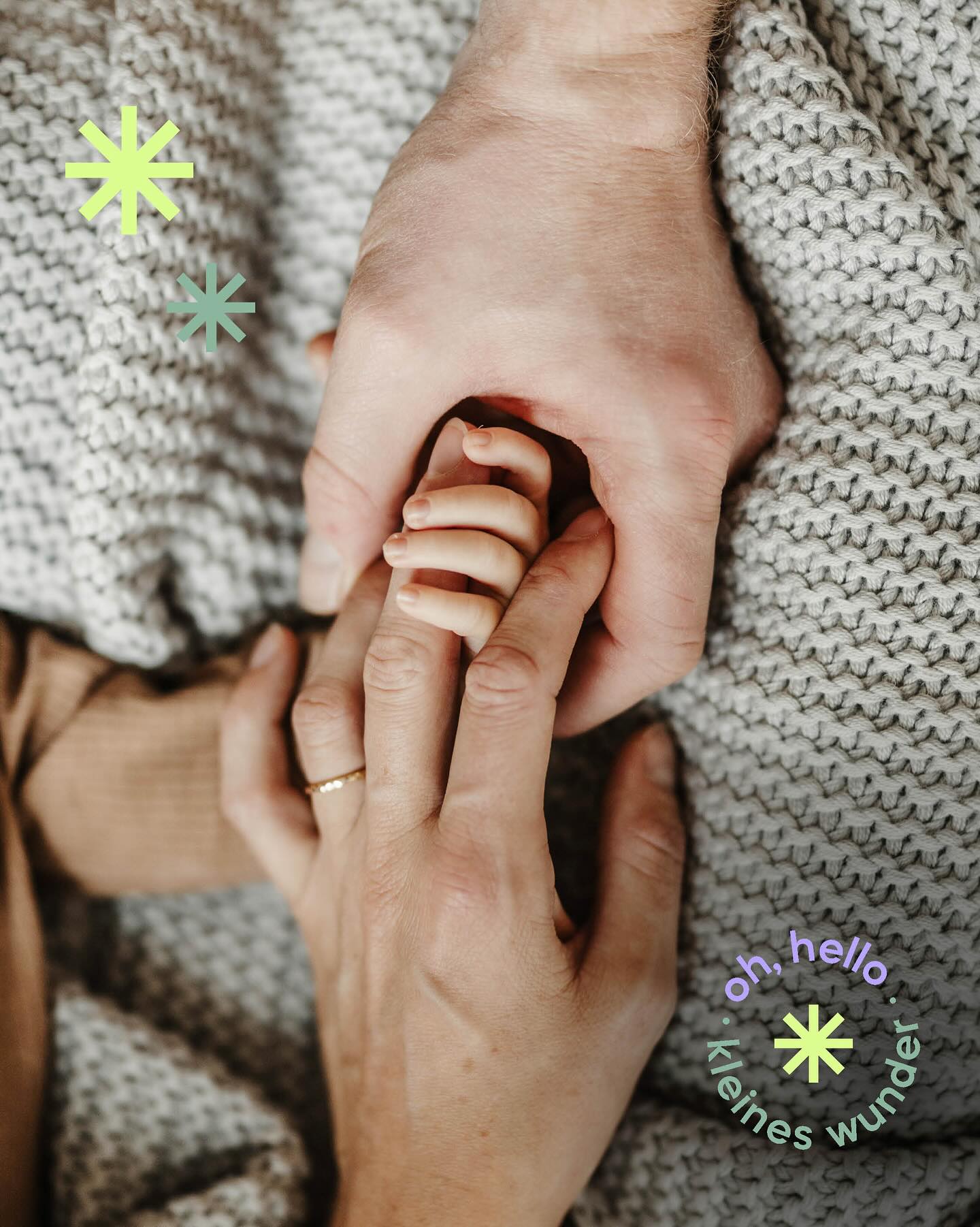 Das frisch geborene Wunder in unserer Mitte: Pepe bezuckert seit Anfang Oktober unser Leben 🧡✨ – und ist auch der Grund dafür, dass es hier im Studio noch ein paar Wochen sehr ruhig bleiben wird.☺️Solange, bis sich alles neu sortiert hat, und wieder Raum für eure Projekte entsteht. Alles zu seiner Zeit!☺️
•
#kleinesgroßeswunder
#howluckyweare
#freiformdesignstudio
#gutessichtbarmachen
#werisebyliftingothers