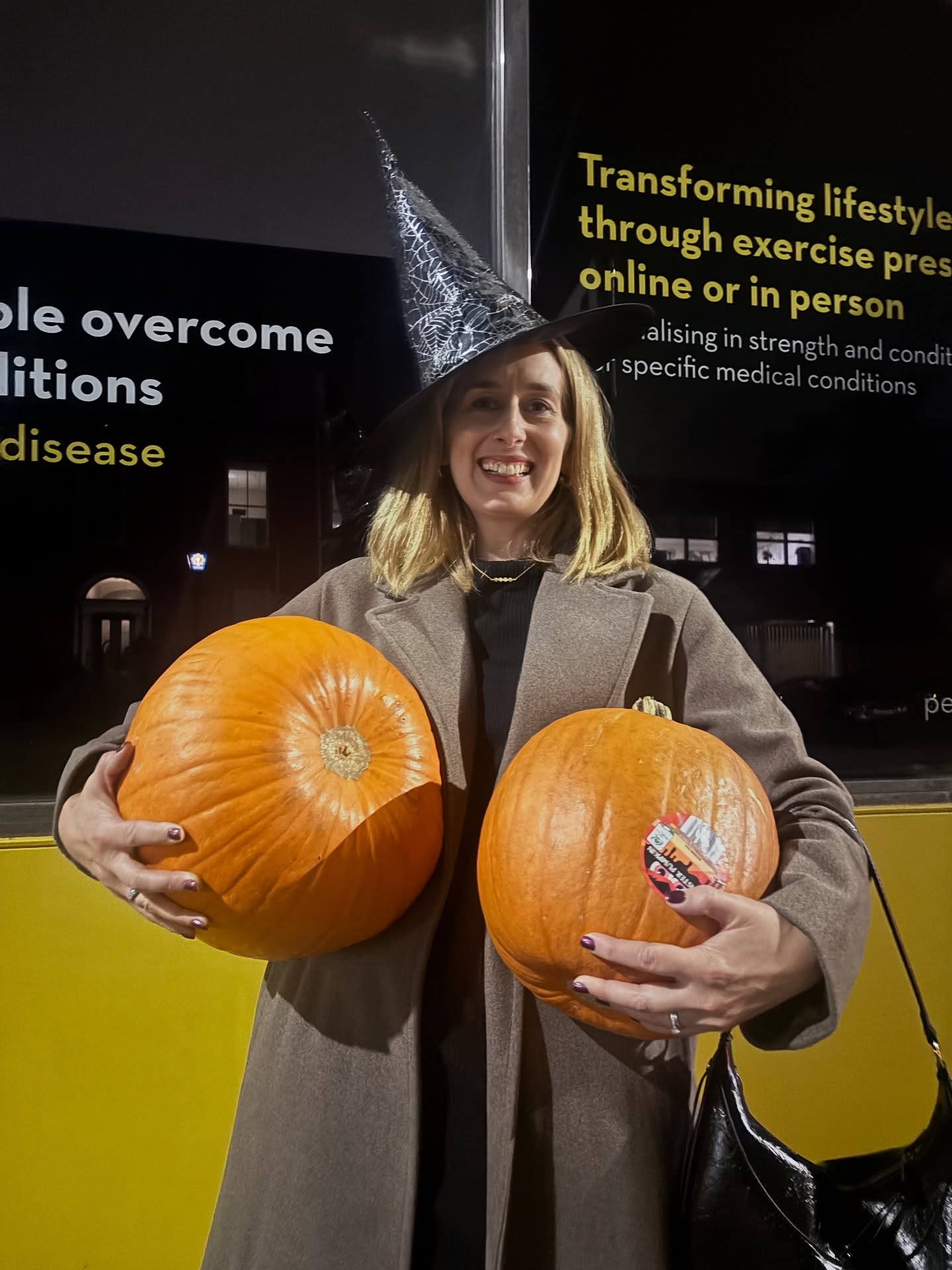 🎃 An October to remember 🎃
🎃 Witchy times
🩷 Networking @image.ie
🤌🏻 My new fave
🩷 #NWED with the ladies
📰 Read all about it 🥹
🩷 Back to work
🤎 Dream pantry @porterandjones
👗 New drobes
🍴 Beautiful dinner @housedublin2
🩷 Chats
🗣️ Big day
🤎Landan for more talking
🩷 Wardrobe of dreams
💕 Memories with my girl
🧶 Back in my granny era
💙 Picky bits
🏡 House moves
🥕 Kevin
💃🏼 WIW
#thehomereset #reset #recap #october