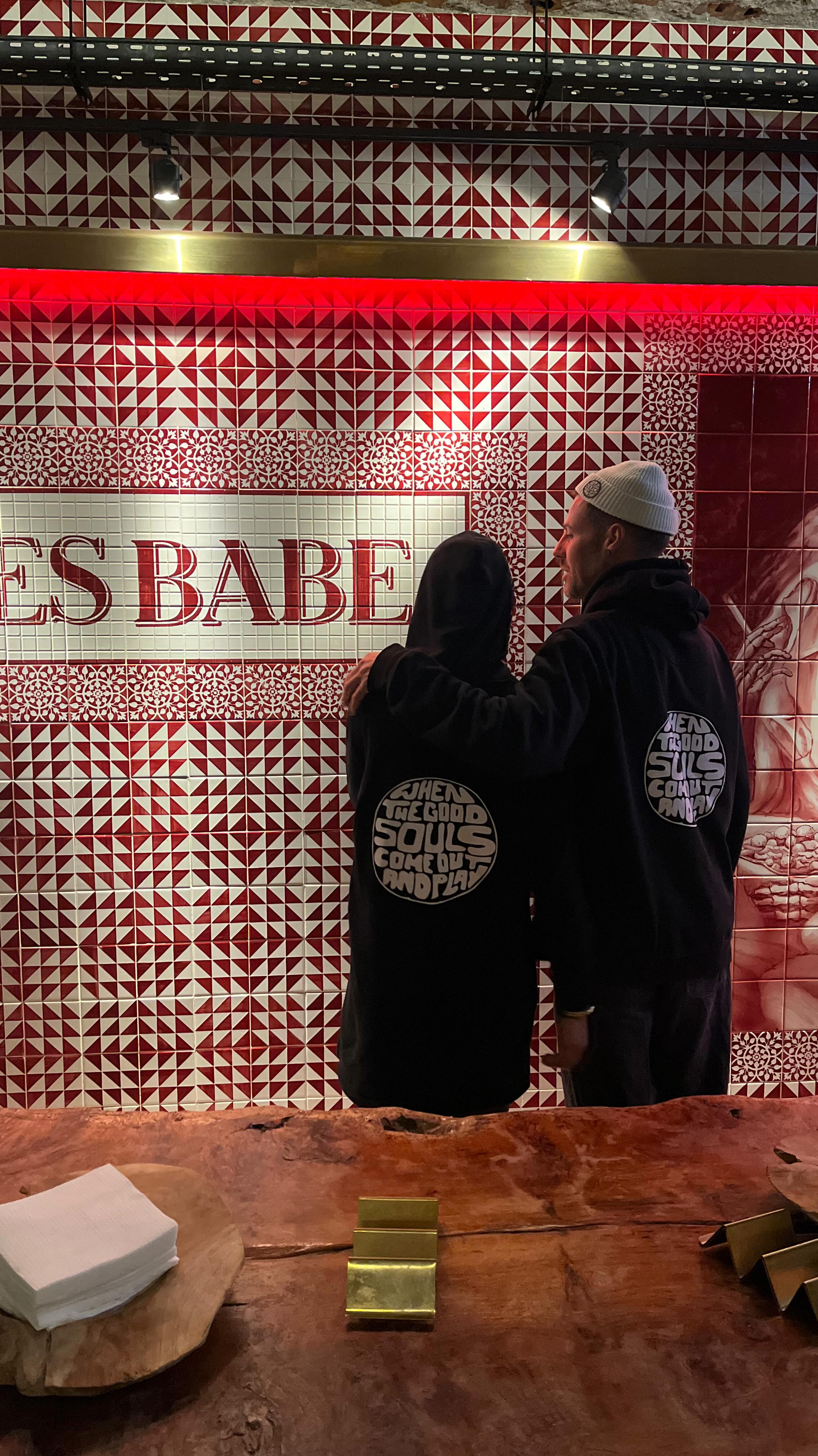 High (fives) on life ⚡️
~
~
~
#highonlife #explore #boardlife #oceankids #livelife #highfive