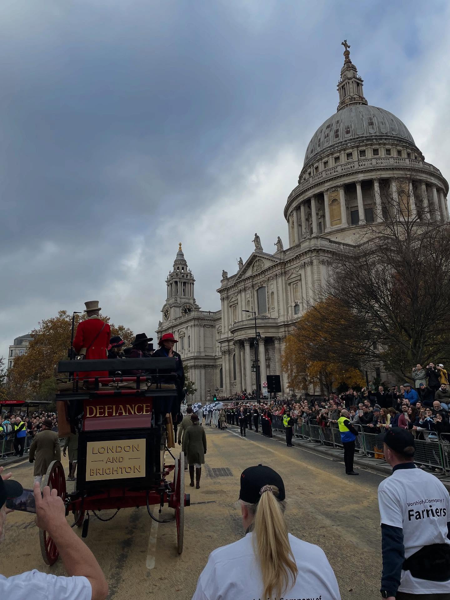 First leg of the #LadyMayorsShow complete! Amazing crowd as always.
