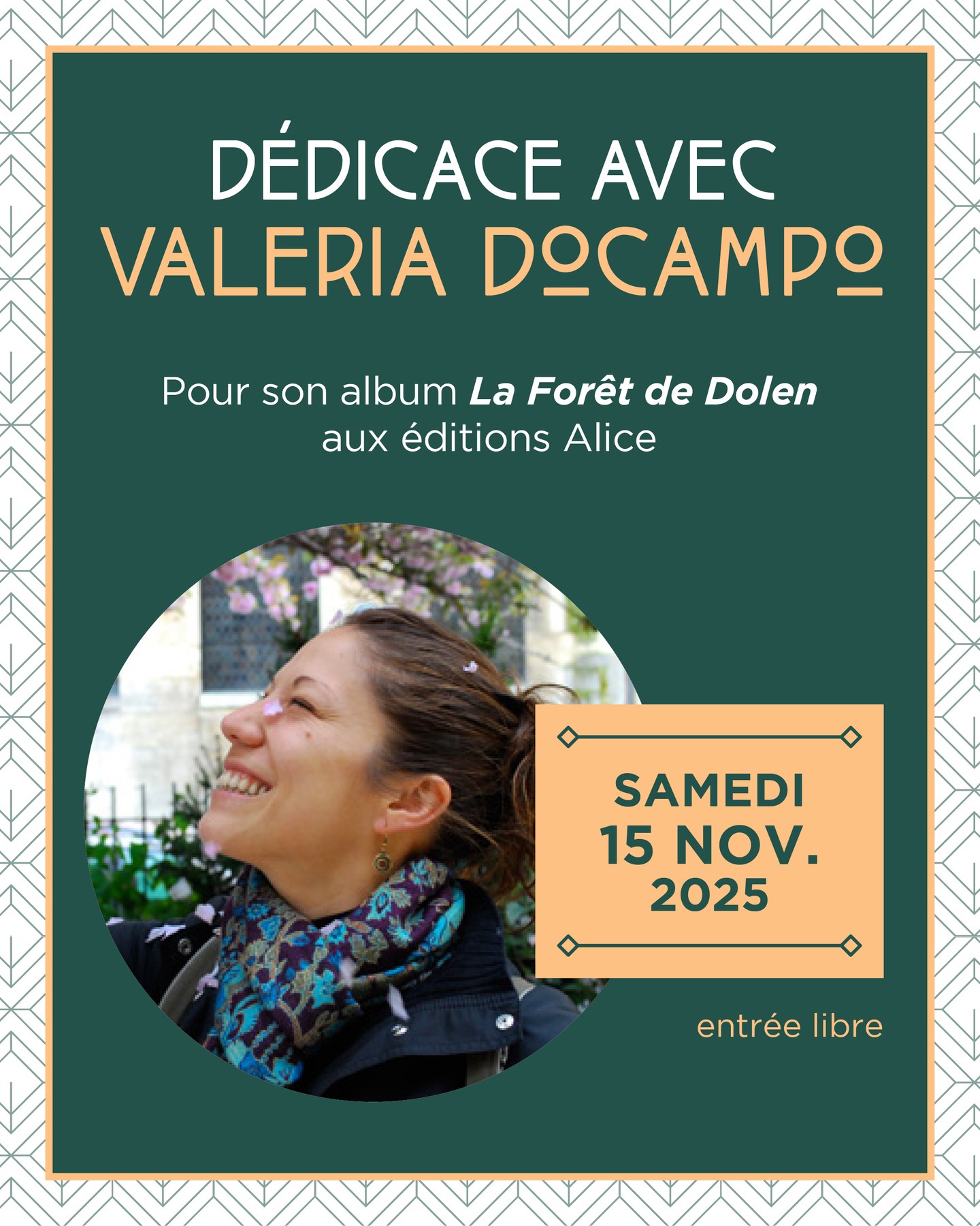 🌿✨Dédicace de Valéria Docampo 🌿✨
Samedi 15 novembre nous avons la chance de recevoir Valéria Docampo pour la sortie de son nouvel album, La Forêt de Dolen chez Alice éditions
🌿✨ Un dragon protecteur.
Une forêt millénaire.
Et puis, un mensonge…
Qu’est-il arrivé au dragon bienveillant ?
Peut-on encore lui faire confiance ?
Dans cette forêt millénaire où la vie s’écoulait entre récoltes, rires et chansons, Dolen veillait autrefois comme un ami fidèle. Mais quand il revient transformé d’une mission, c’est tout un peuple qui doit s’unir pour déjouer le mensonge et redonner sa voix à la nature. 🌿✨
Une idée parfaite de cadeau pour Noël !