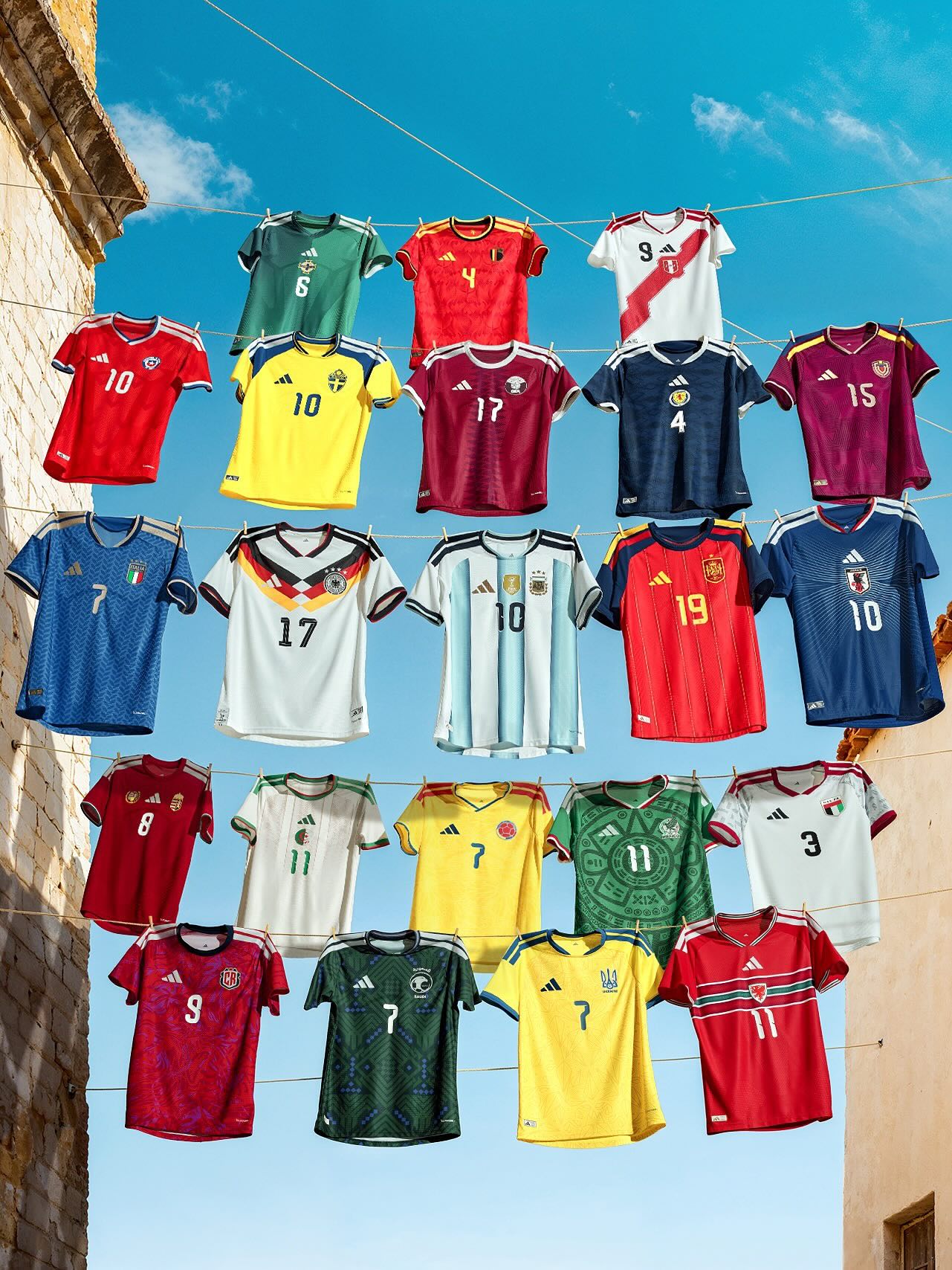 You know we're getting really close to the #worldcup when the 2026 kits hit the streets!
Adidas just laced the streets with the home jerseys that we'll be seeing next year!
Do you have a favorite?? Let us know!