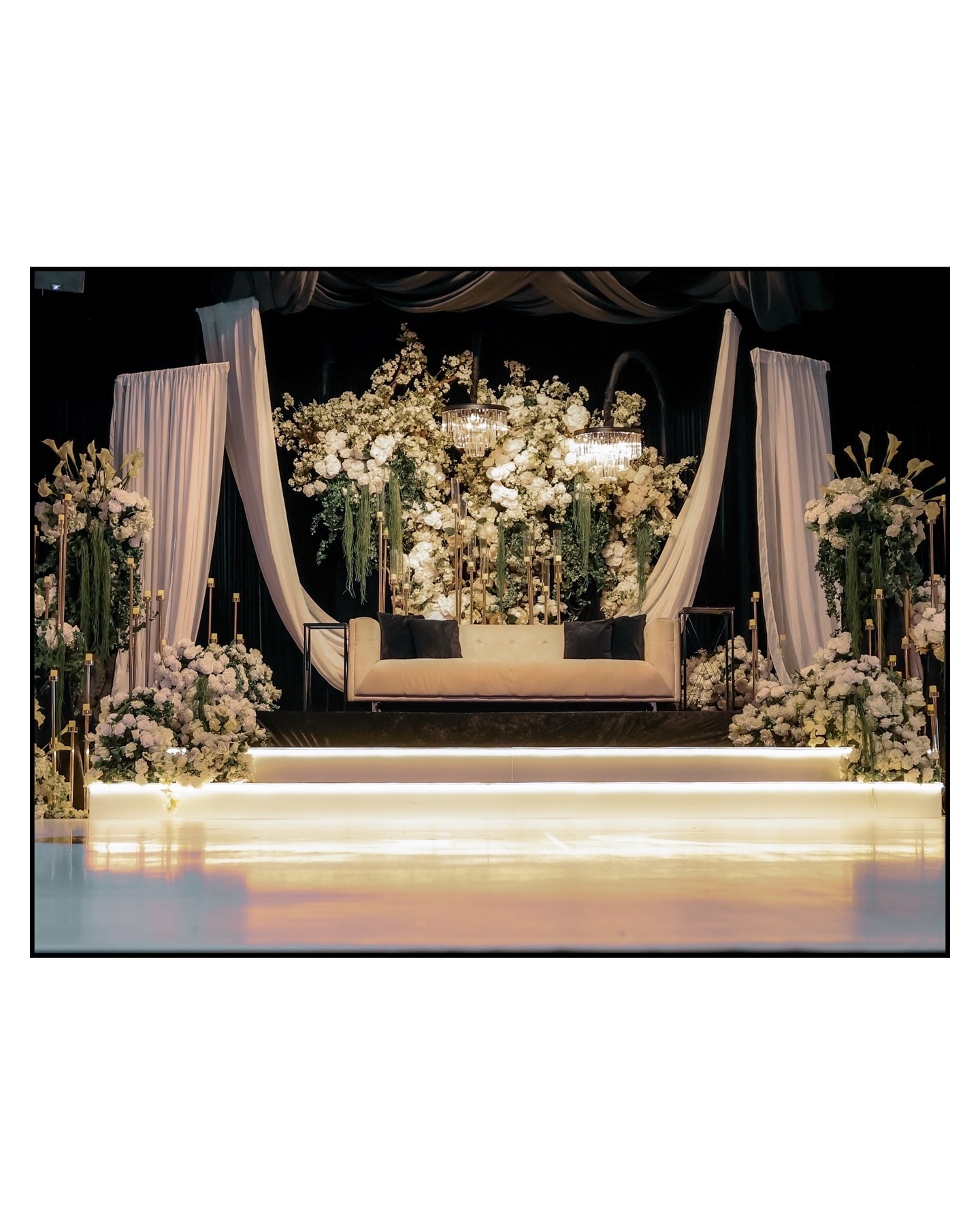 The ever popular Color pallet That blends classic romance with contemporary elegance
Bold, elegant, unforgettable.
Design, Decor & Florals @universaldecor
Venue @fraserviewhall
DJ @aftershockroadshow
Beautifully Captured by @parasrathi
Stairs @createdbyalliance
#weddingdecor #wedding #weddinginspiration #weddingplanner #weddingphotography #weddingday #weddingideas #weddings #bride #weddingdress #weddingplanning #weddinginspo #weddingdecoration #decor #eventplanner #bridetobe #weddingflowers #love #indianwedding #destinationwedding #weddingphotographer #weddingstyle #weddingdesign #decoration #eventdecor #weddingdetails #engagement #weddingseason #groom