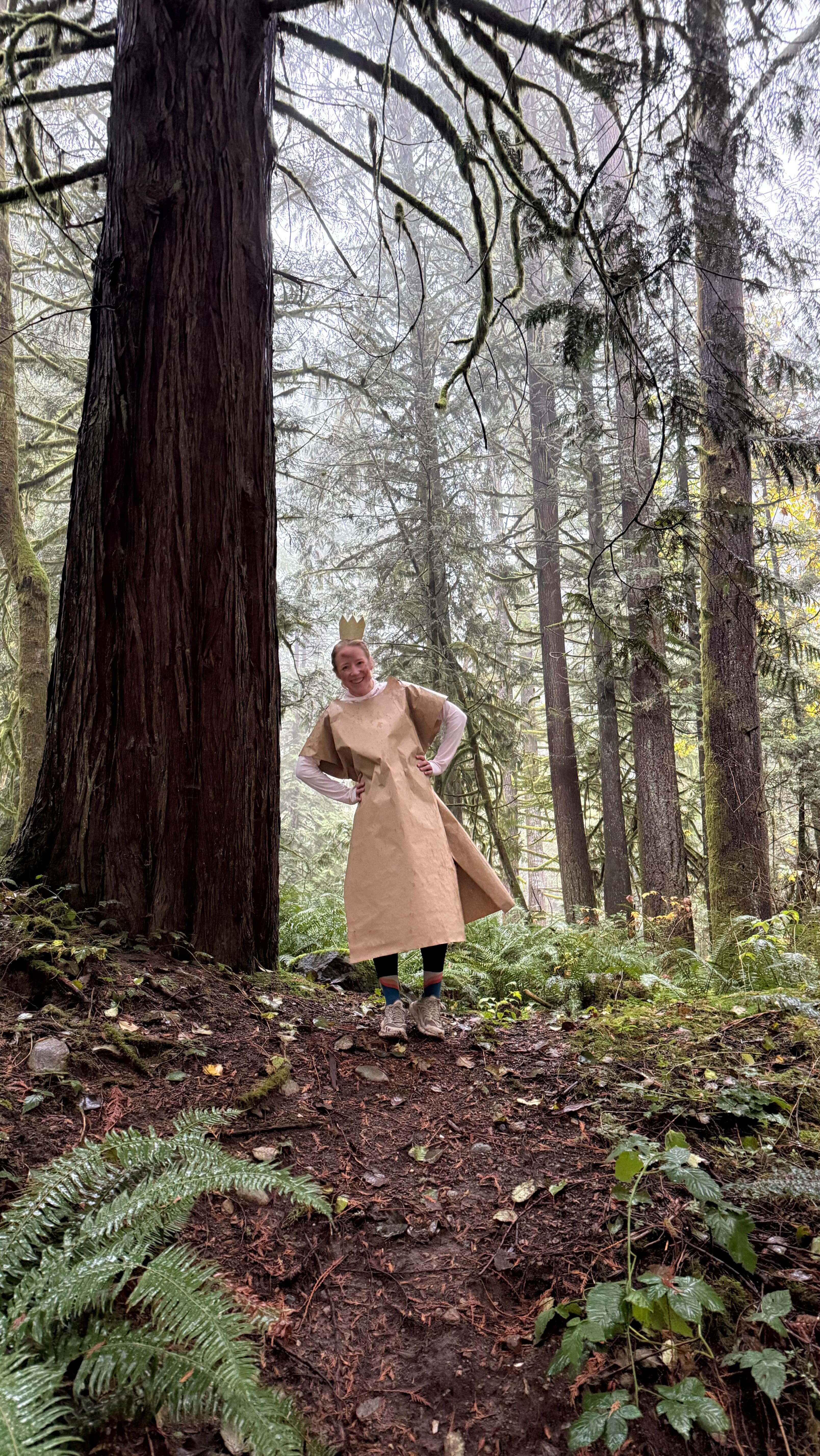 October 🙌🏻🔥✨
Much of the same 🐕👟🏃🏼♀️, but with sooo many small HUGE things mixed in… kms keep clicking on for @pacifictrailscalifornia, @thecoastermarathon reg launched and SOLD OUT in 48 hours - you guys.. 🥹🙃🙌🏻💛✨!!! , I guess I’m a truck girly now 😆🤷🏼♀️ , and lots more 🧐🙃🥲☺️..
It’s not even close to New Years, but balls are rolling for possibly some big things ahead and I think that 2026 might be one of the wildest years of life.. ever?!
If nothing less, allll of these are excellent things to keep this human busy as we head into shorter, cooler, darker days.. what are you looking forward to or getting after in this transition season?? Hope you’re all having a good, warm, happy fall ☺️💛✨
#trails #running #trailrunning #floofs #happiness