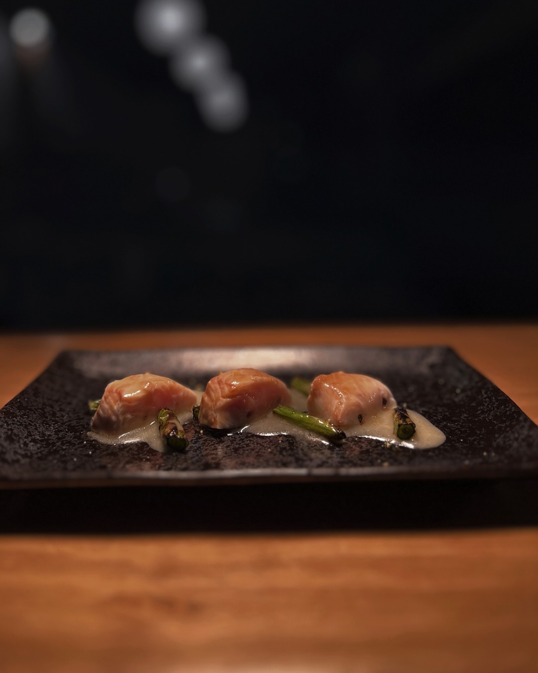 Llampuga ROBATAYAKI
Un pescado de temporada que se puede disfrutar en ABURI.
A seasonal fish, featured in a signature dish at ABURI.
旬の魚を、ABURIの一皿で。
#炉端焼き #Mallorca #JapaneseRestaurant #ComidaJaponesa #RestauranteJaponés
#Llampuga #Robatayaki