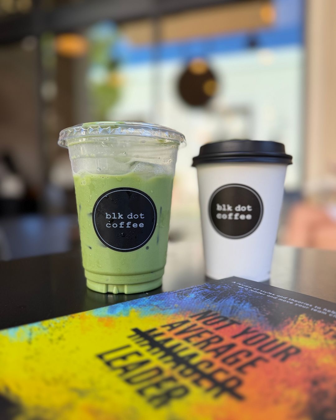 Coffee chats are our favorite 🍂
#coffeetime #vietnamesecoffee #coffeeandbook #irvine #fallseason #blkdotcoffee