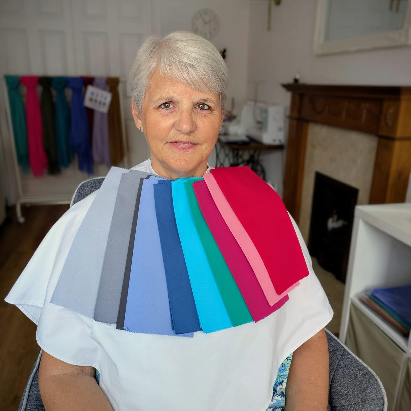 This lovely client popped in for an express consultation ahead of a very special birthday, wanting to feel her absolute best for her various celebrations ๐ฅ๐
As we age, itโs not uncommon for our colouring to change and the colours that once felt like us might start to feel off. Thatโs where colour analysis can make such a difference.
By reassessing your colouring you can discover shades that truly enhance your natural beauty.
For this client, a refreshed palette meant newfound confidence and clarity for shopping and styling. She was also really pleased with the new make up shades we discovered, even in just 30 minutes! ๐๐
A little colour clarity really does go a long way ๐ โจ
#yourcoloursyourstyleyourstory #radiantlyme
#colourmebeautiful #tonalcolouranalysis #specialbirthday #celebratingyou