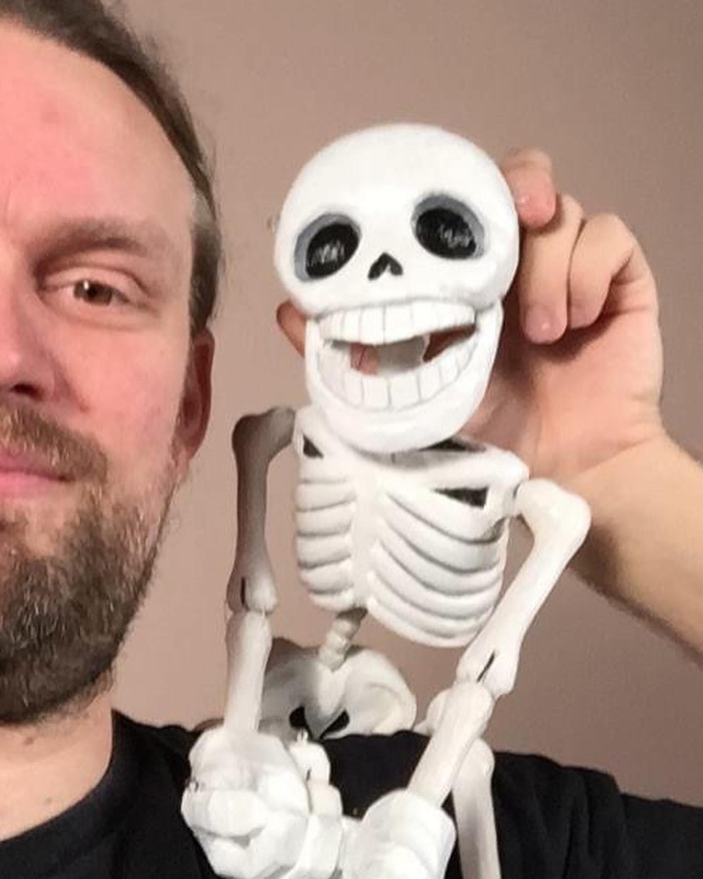 Lite skräck vi gjort i dockmakeriet. Finns så klart mer me. Jag vågar inte kika i fotoalbumen.