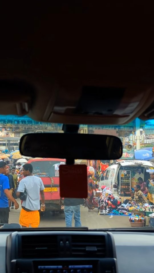 The ever busy streets of Down Town Kumasi. #ghana #fypppppppppppppppppppppppppppppppppppppppppppppppppppppppppppppppppppppp #tour