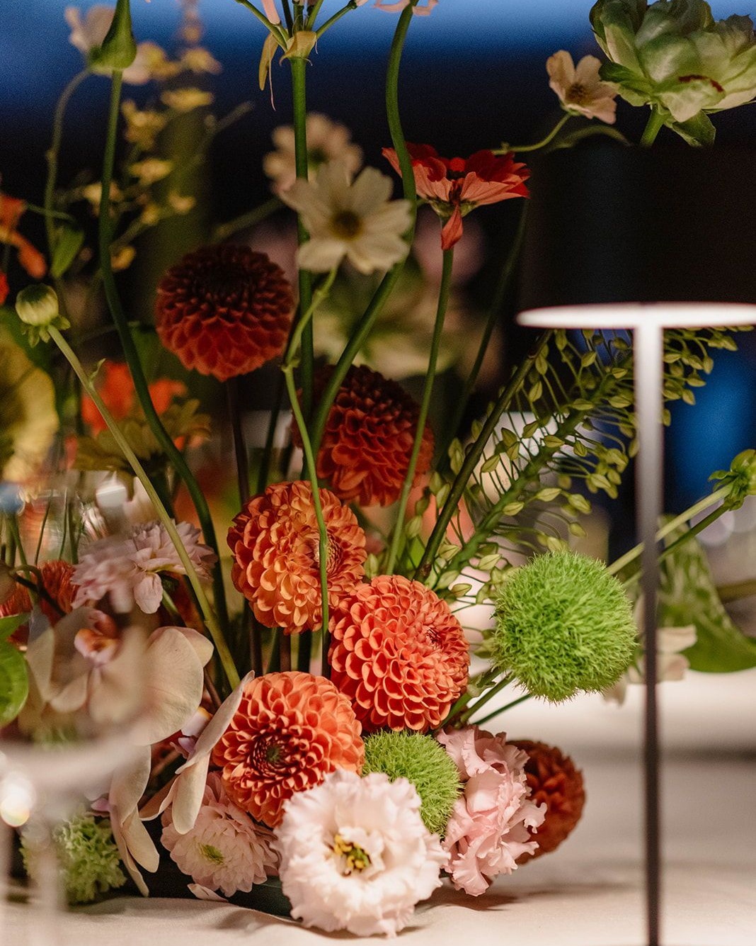 Nature, textured and tender.
Every petal placed with purpose — an ode to imperfection and the beauty of what’s real.
🌸 Explore the art of floral storytelling @gaeadesignevents.
Planning, concept, design, stationery & florals: @gaeadesignevents
Venue: @sixsenses @sixsensescransmontana
Rentals: @hussenzauber
Photography: @kuenzli.photography
Videography: @kuenzli.photography
make-up artist: @sinemyavsaner
musicians (wedding day): @feelgoodinc.ch
musicians (ceremony): @lemancellos
light & tech: @sparkevents_ch
#weddinggown #bridalgown #bridaldress #weddingfashion #mariage #weddinginspo