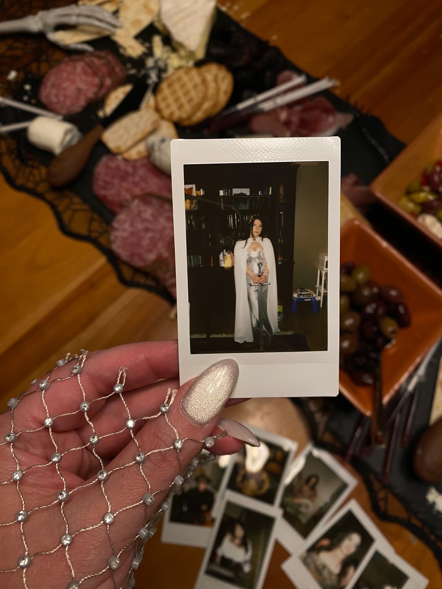 The Queen of Swords had herself a great Halloween…
#halloweencontest #halloweenweekend #queenofswords