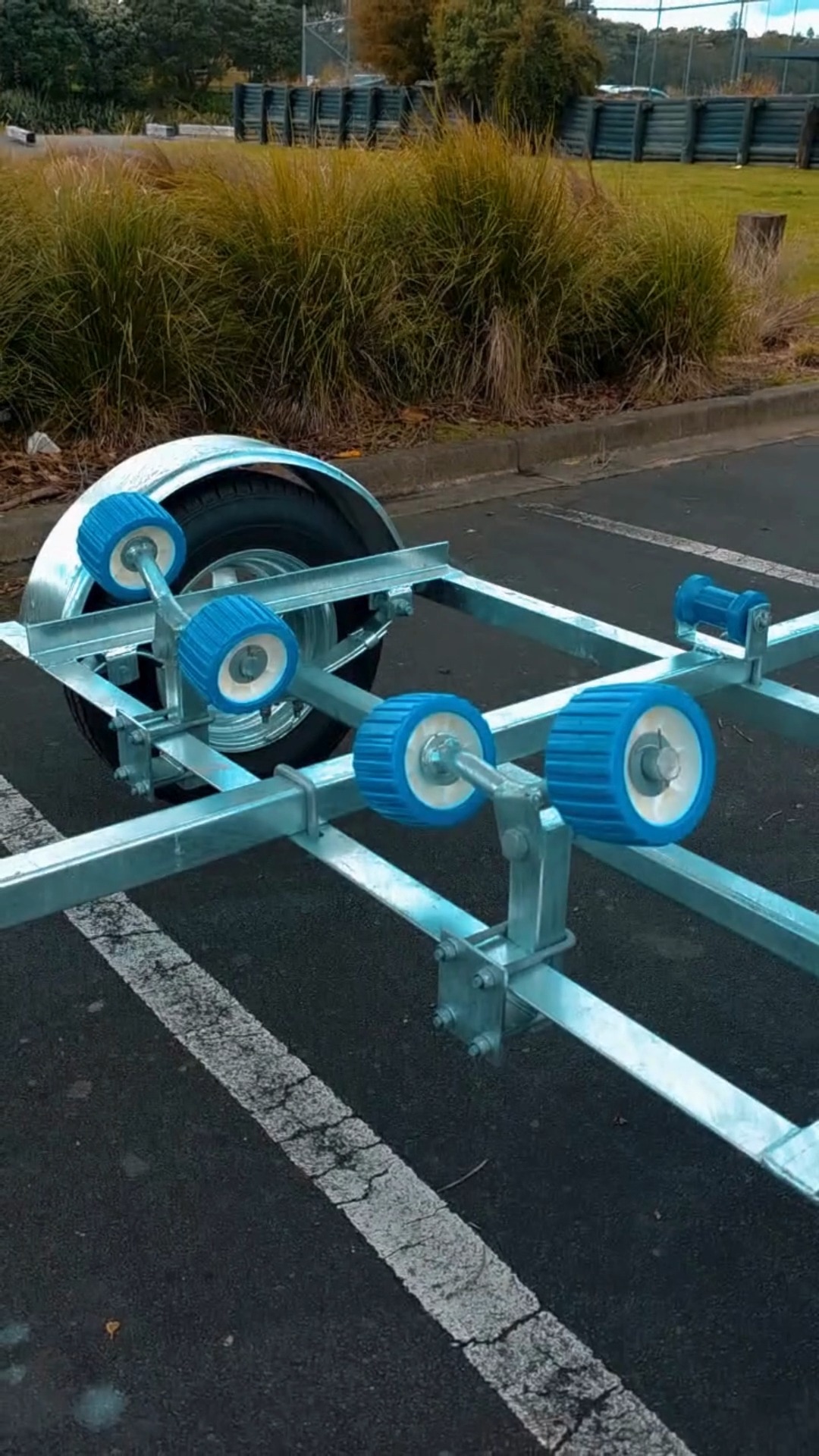 Have you got a tender under 3.6 meters? The AX360T will be the trailer for you!
Order now by calling 0800 162 500 - Only $1,599.00
#nztrailers #nzboating #BuiltTough #boattrailersnz