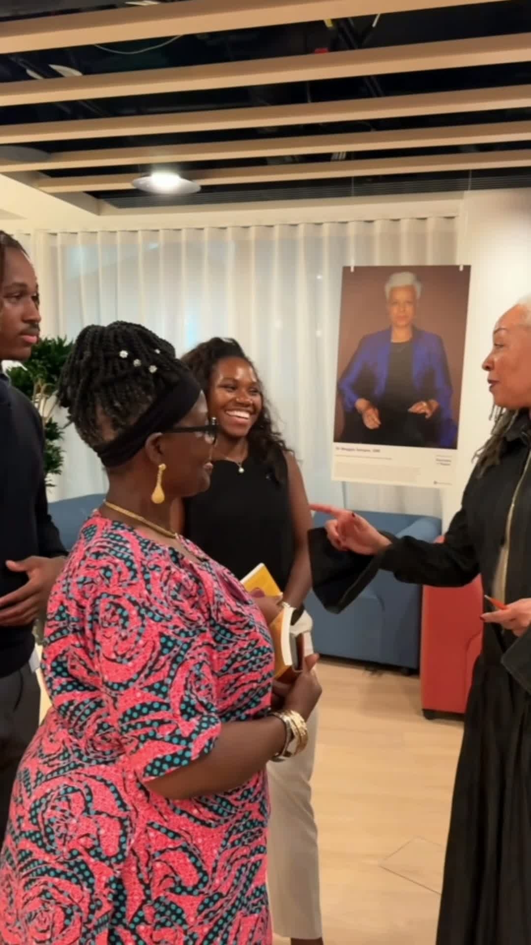 The best bit about our meet the authors events? Meeting the audience after!
#authors #authorscommunity #meettheauthors #Blacktionary