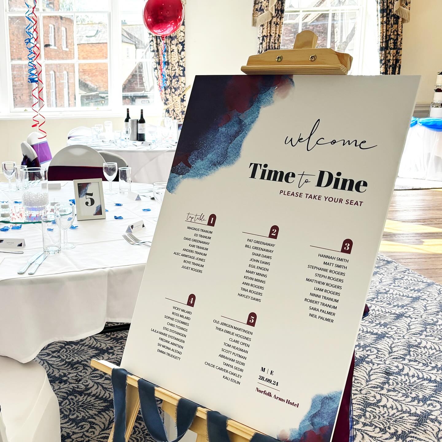 WOW YOUR GUESTS // From banquet tables to named and numbered seating, I'll work with you to create a table plan that's tailored to your special day. Contact us and let's bring your wedding stationery vision to life!
Venue: @norfolkarmshotel
Table Décor & Styling: @inflate2create
#tableplan #tableseating #weddingstationery #westsussex #iamcwdesign #felpham