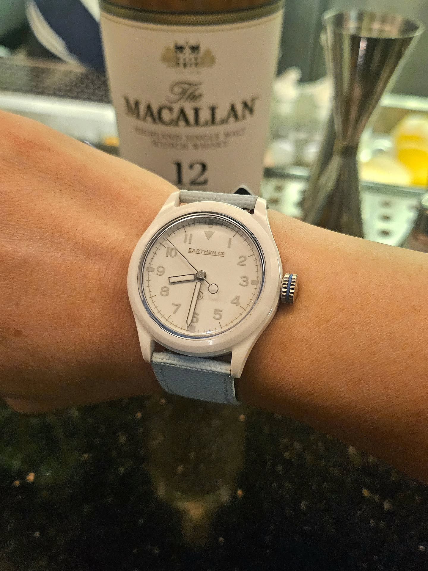 @earthen.company Earthen Co.'s newest collection: a ski-inspired watch with a sleek ceramic bezel.
But I want to know - what's the most important factor for you when choosing a watch? Is it the quality and craftsmanship, the unique design, the price point, or the brand reputation?
Thanks for the invite @watchnerdnic
#tictoctime #CeramicBezel #WatchLover #Timepiece #NewRelease #Ski #WatchAddict #WatchesOfInstagram #watchesofinstagram
#watchphotography #watchblogger #WatchEnthusiast #wristshot #wristwatch