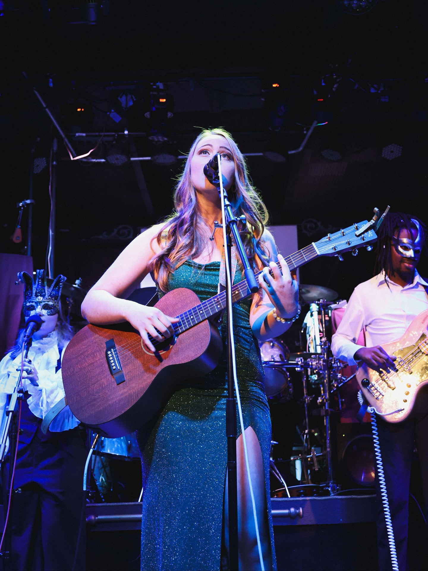 She’s Back :)
Feeling my spark ✨for artistry, writing, performing, and creating coming back and I’m very grateful 💕
The 2nd Annual @popvillemusic Masquerade ball was SUCH A BLAST and exceeded my expectations. So much talent, love, support, friendship, and fun at that event.
I’m so grateful for my amazing band who performed with me and learned a whole set of my original music 🥹🫶🏻
@tysonjamesroy @not.brax @danielndva @itsz1ta
The incredible and generous @faekerstheatre team, James Arledge and our lovely volunteers who helped set up, decorate, keep the night flowing, and spreading the good vibes @choosingjoywithjess @jazzberryhillproductions @musiccitymuse @rosehutcheson
Our amazing photographers and videographers @ryan_kelso_photos and @grimpines
And of course the gorgeous and talented “I-knew-them-before-they-were-famous” artists @sophiaroselle_ @kyramorganmusic @nikki_forbes_music @itschloeduvall @systemghost0_0
Thank you to all of the wonderful friends who came out to support local original pop music in Nashville! We can’t wait to do it again next year!!
Until then, we have only have 3 spots left for Camp Popville Cabin Getaway 11/14-11/17 in Gatlinburg! Apply before Wednesday 11/05!
#popvillemusic #nashvillepop #nashvillehalloween #masqueradeball #popartists #originalmusic #nashvillewantspop #womeninmusic #supportlocalartists #popmusic #faekerstheatre #popville