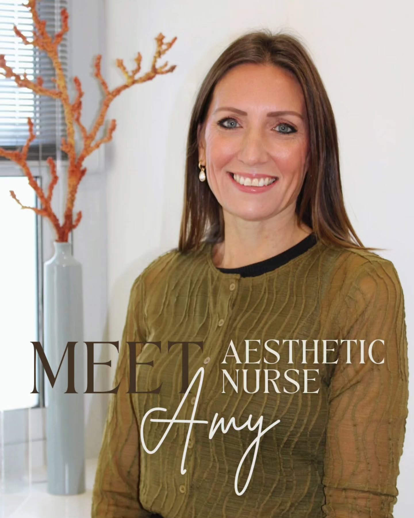 We’re beyond excited to welcome Amy, Advanced Nurse Practitioner, to our team from 17th November! 🎉
With years of expertise in women’s health and over five years in aesthetic medicine, Amy has a true passion for skin rejuvenation - especially treatments like Profhilo and polynucleotides 💉
Her warm, holistic approach perfectly aligns with our mission to help women feel confident, radiant, and empowered at every stage of life.
With demand for appointments growing fast, Dr Hayley knew it was the perfect time to bring another safe pair of expert hands on board 🙌
You can book your appointment with Amy by calling 01983 241214 or drop us a message - we can’t wait for you to meet her!
#new #teammember #aestheticnurse #aesthetictreatment #injectabletreatments #newteammember #isleofwight #exciting #Nurse #skinclinic