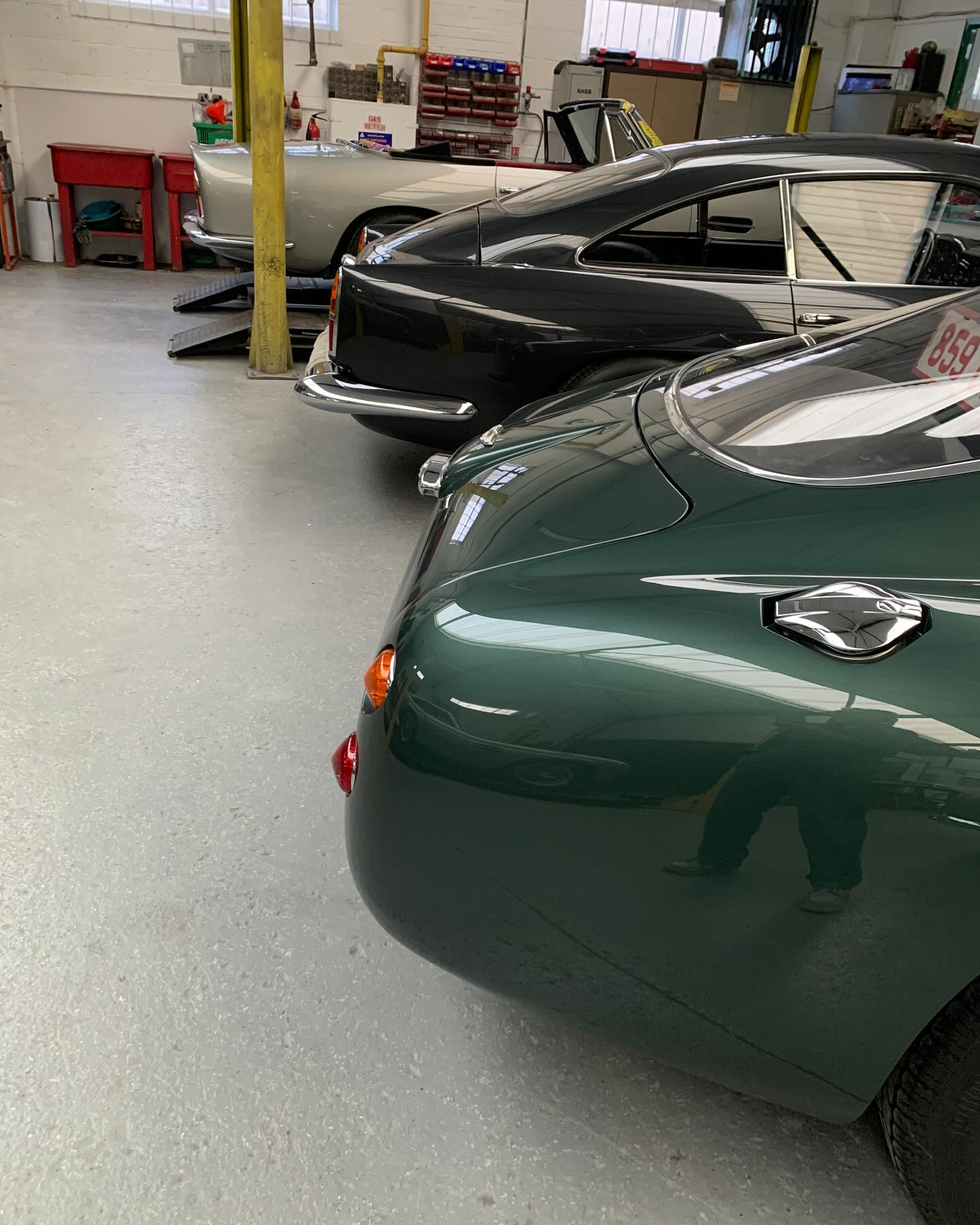 Nice rear ends #ClassicAstonMartin #AstonMartin #DB4GT #Zagato #DB6 #Volante