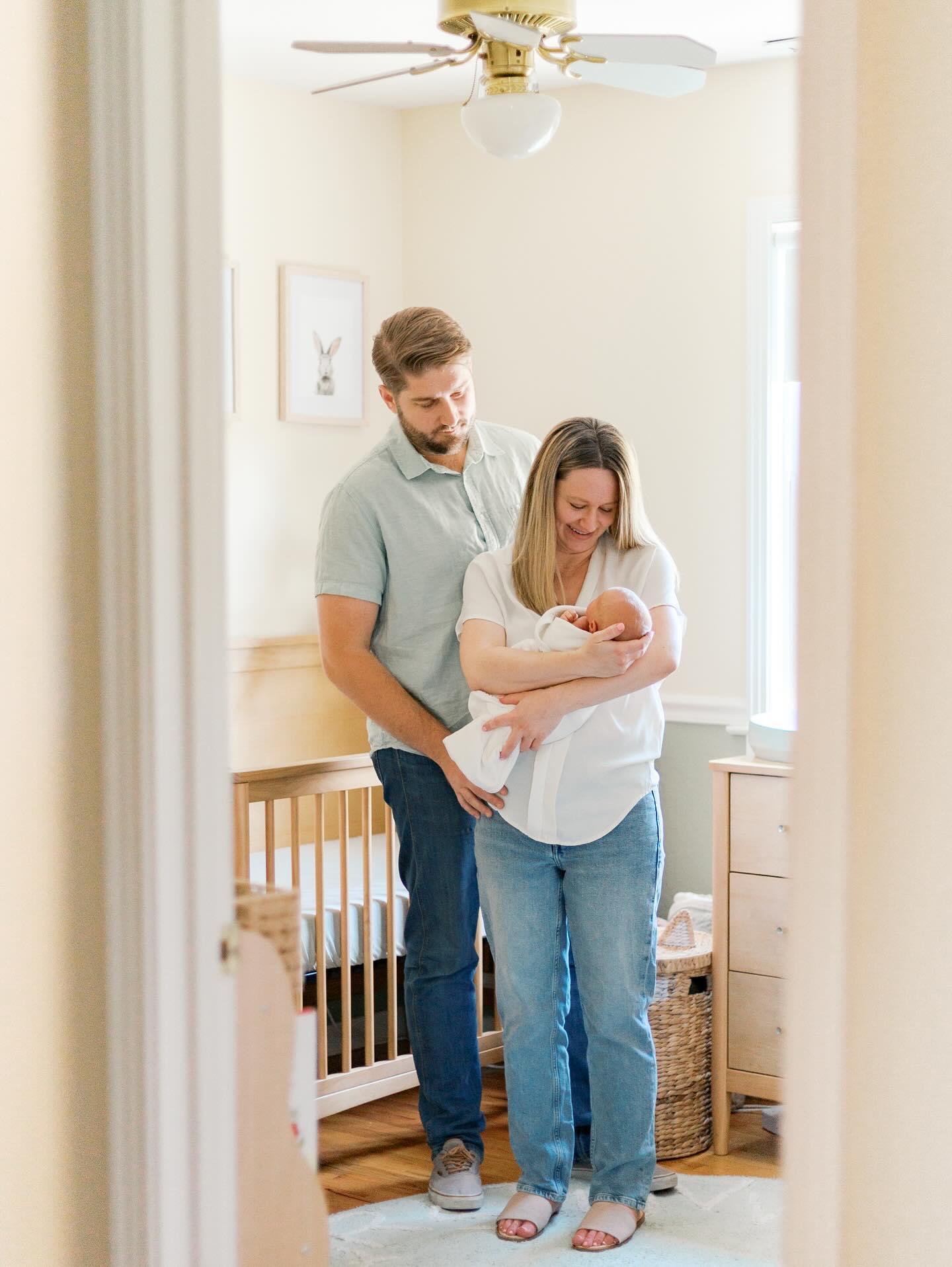 Just got to see this sweet baby girl again for holiday minis at 4mo and, man, it is SO special to be able to photograph your babies over their first year and watch how they grow!
Check out my The Wonder Year collection on my website (link in bio). It includes a newborn session, another full session, and a petite milestone session with an album that includes all three so you can document their whole first year.
Plus a sweet discount for bundling! š
.
.
.
San Jose Newborn Photographer
Los Gatos Photographer
San Jose Newborn Lifestyle Photographer
Los Altos Photographer
Cupertino Photographer
Bay Area Baby Photographer
San Jose Family Session
South Bay Lifestyle Photographer
In-home newborn photography