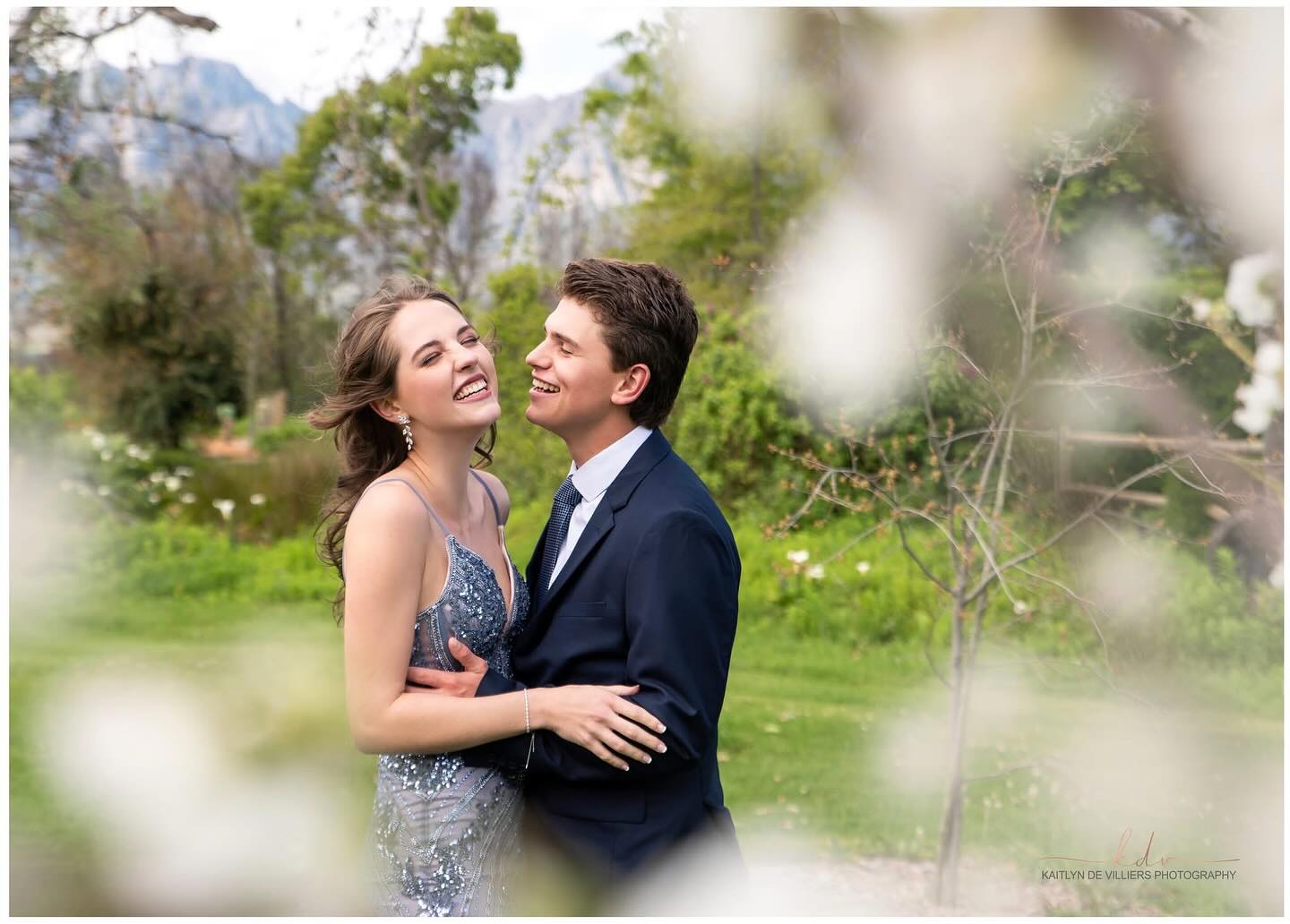 How gorgeous are these two! Had so much fun capturing these moments for them before their matric farewell and Vergelegen Wines offered the most gorgeous backdrop 😍 Hair and make-up by the talented @luhanieehlersmakeupartist , Dress by @bellisimodresses
#matricfarewellphotography #matricdancemakeup #matricdancedresses #somersetwestphotographer #couplephotoshoot #capetownphotographer #helderbergphotographer